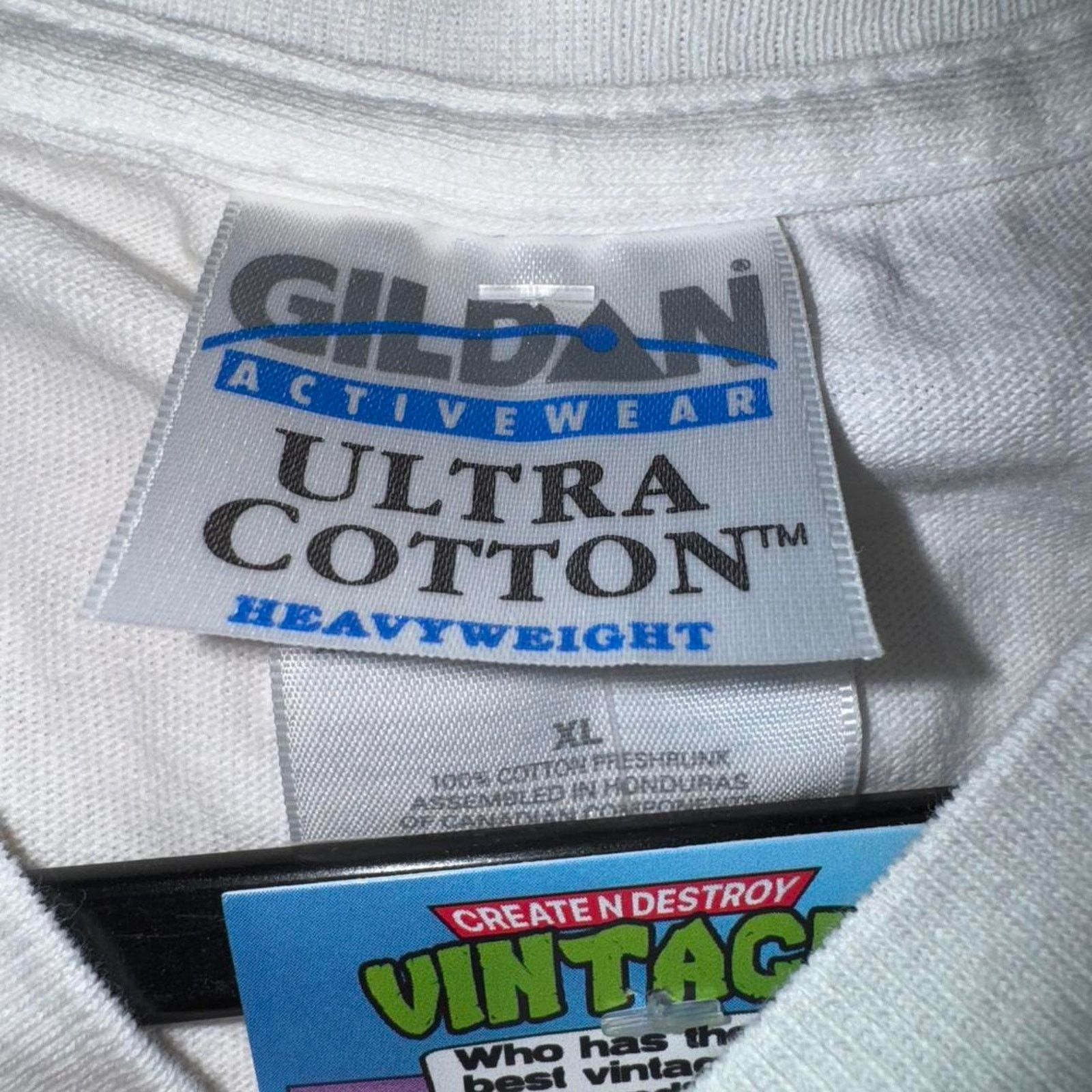Gildan Vintage y2k gto pontiac general motors old school 90 t-shirt Size US XL / EU 56 / 4 - 4 Thumbnail