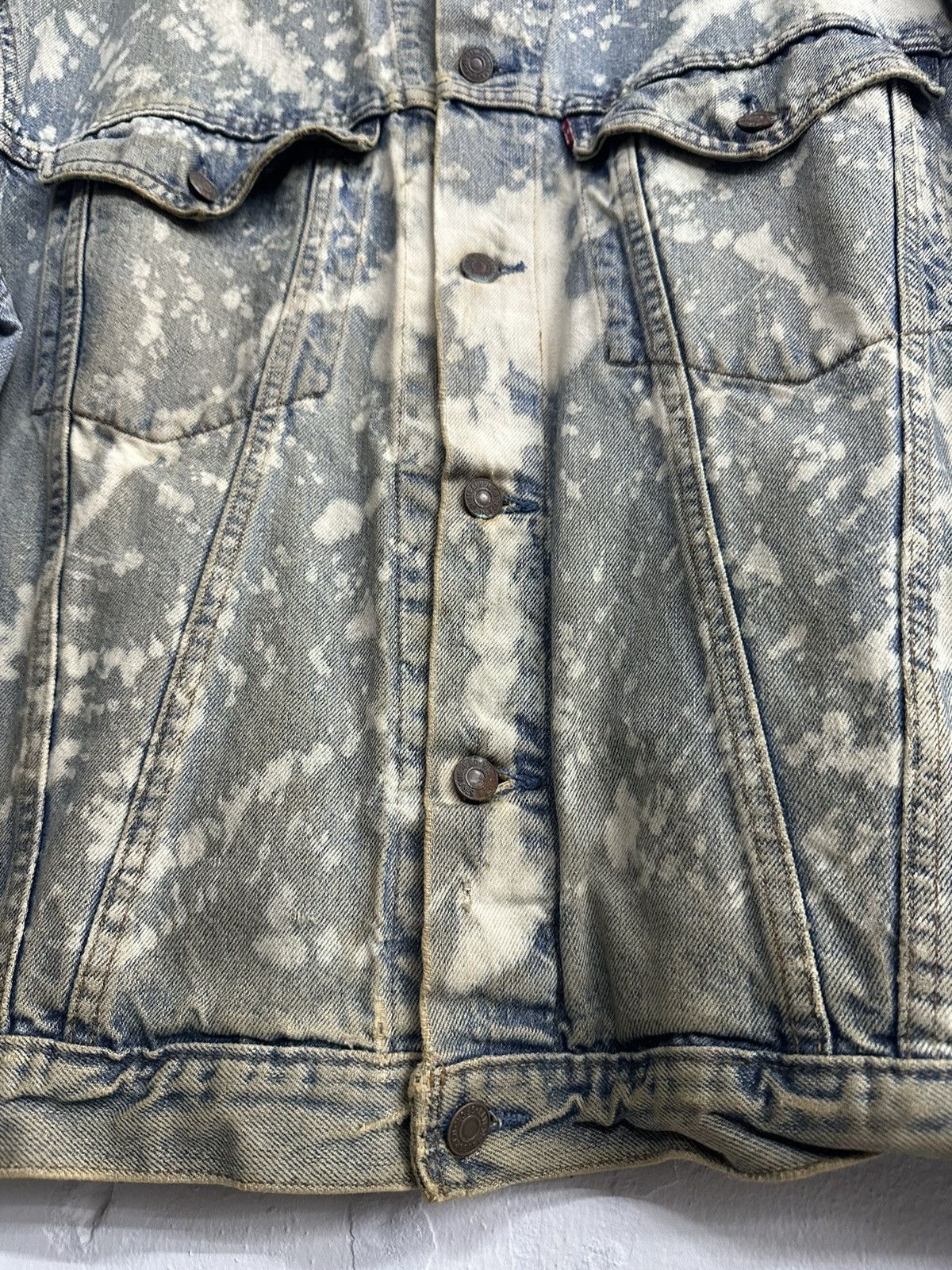 Levi's VTG Distressed Levi's Acid Washed Denim Jacket Size US L / EU 52-54 / 3 - 6 Thumbnail