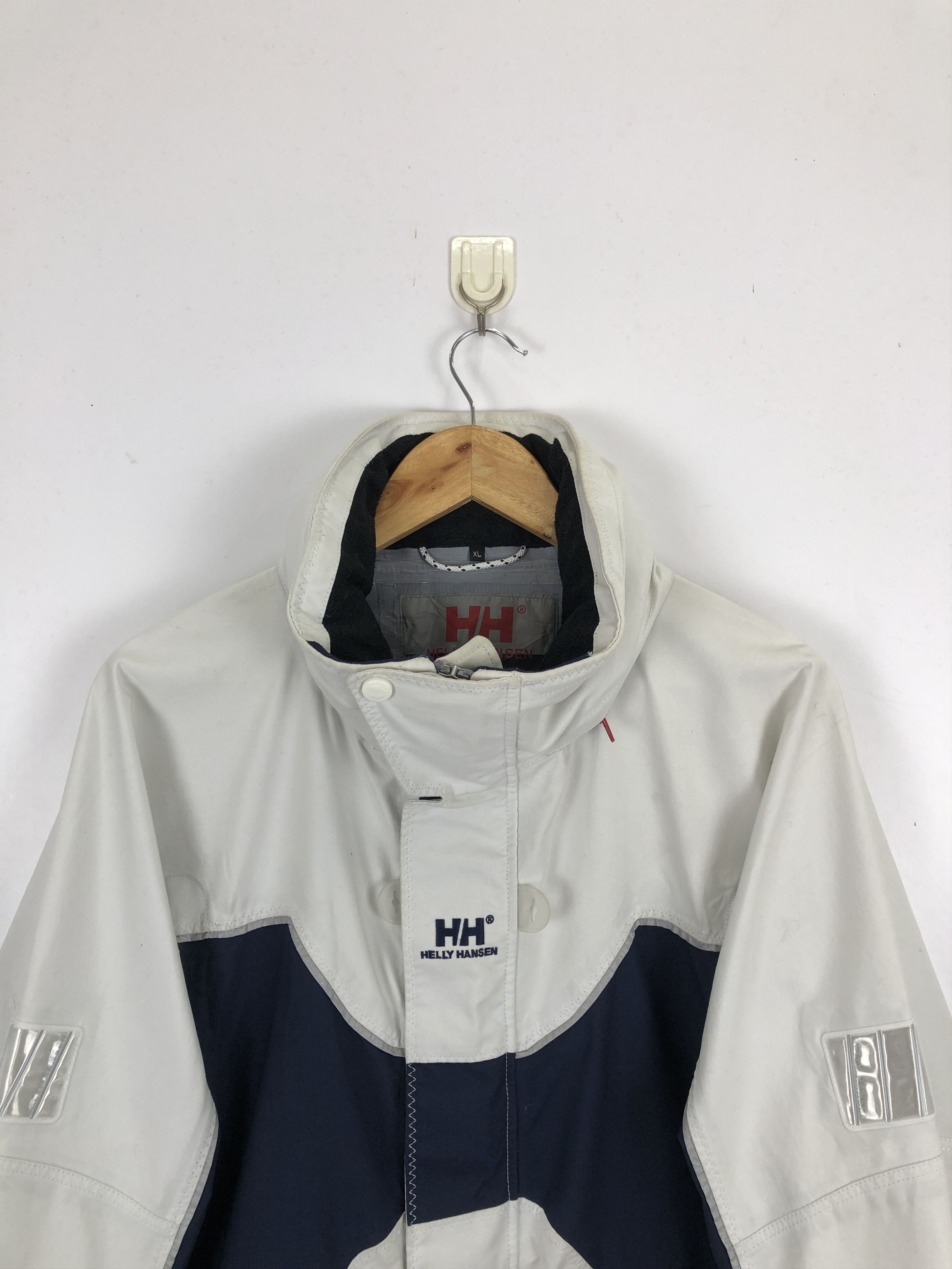 Helly Hansen Vintage Helly Hansen Waterproof Light Jacket J1686 Size US XL / EU 56 / 4 - 2 Thumbnail