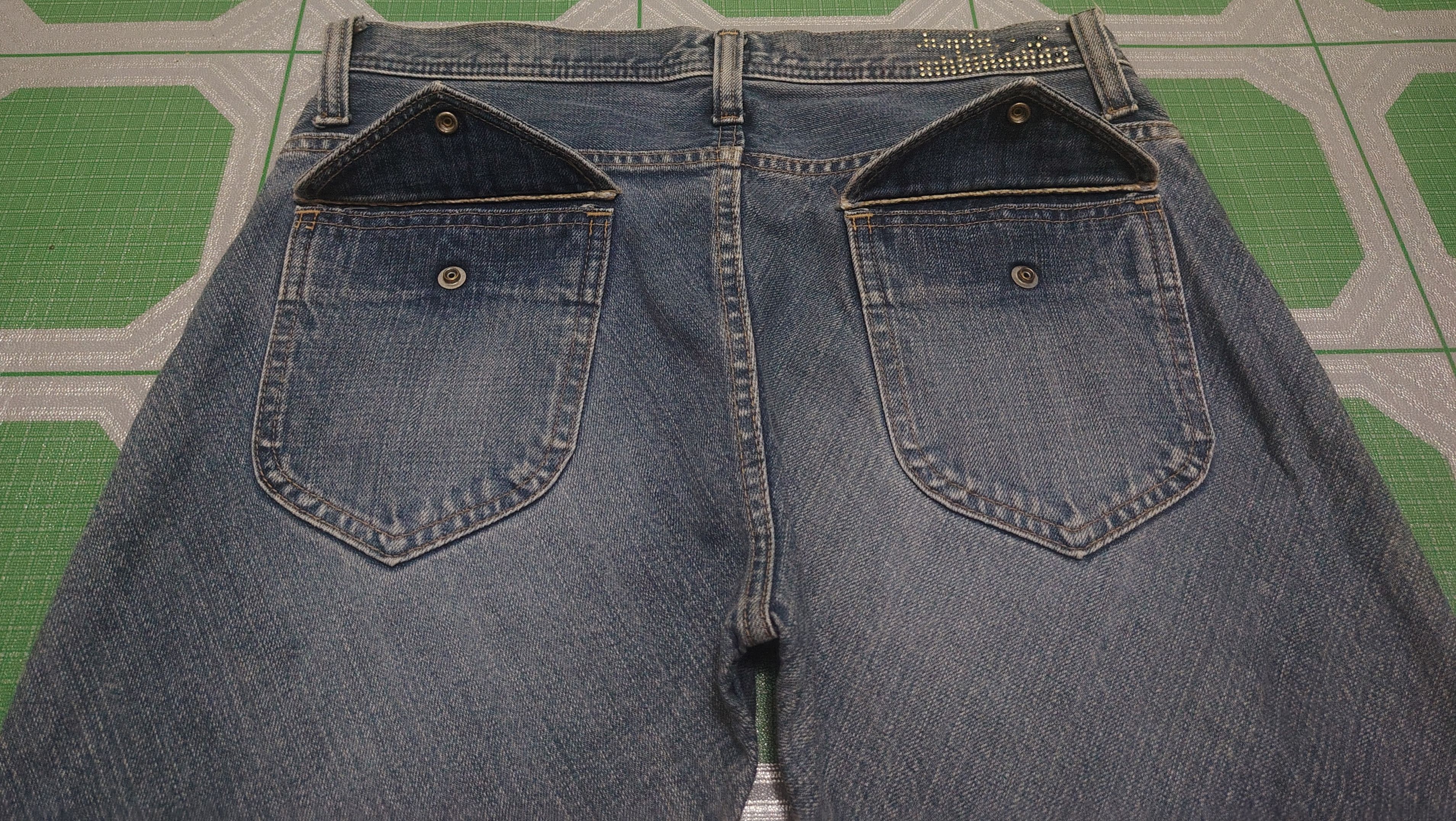 If Six Was Nine Japanese Lee Exclusive Flared Jeans Size US 31 - 14 Thumbnail