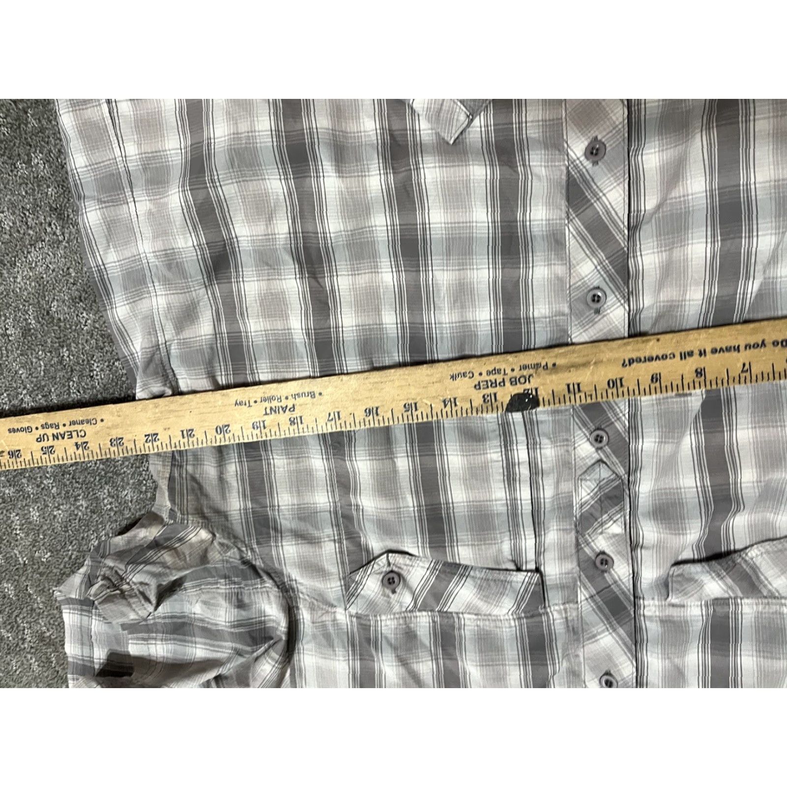 Vintage Cabelas Button-Up Shirt Men Short Sleeve Large Gray Plaid Pocket Casual Shirt Size US L / EU 52-54 / 3 - 4 Thumbnail