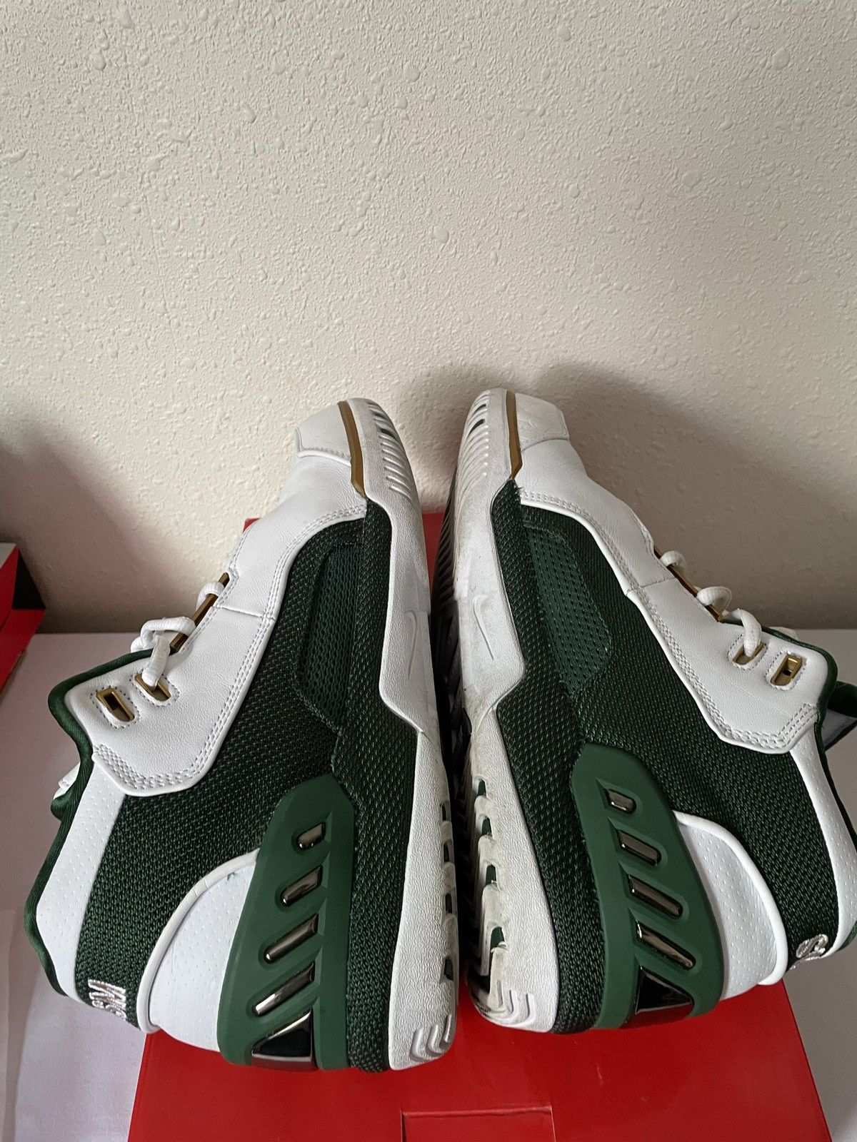 Nike Nike Air Zoom Generation Retro QS SVSM Lebron James 10.5 Size US 10.5 / EU 43-44 - 9 Thumbnail