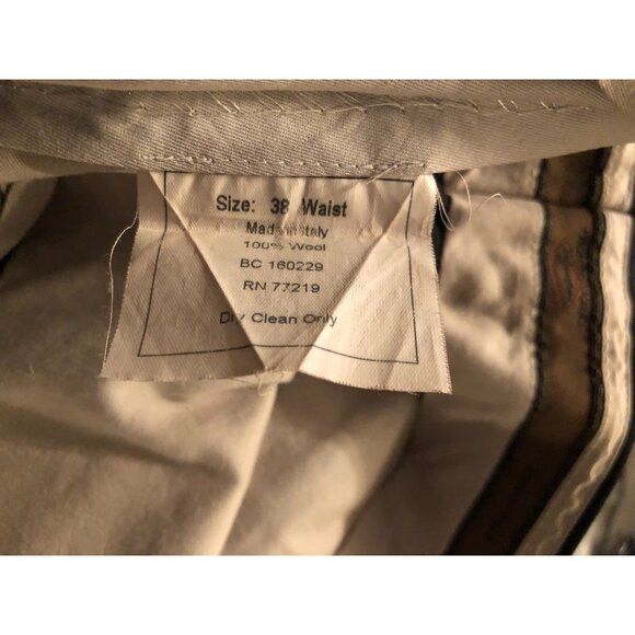 Pronto Uomo pronto uomo men's 100%wool 2pc suit size: 43R pants: 38/29 Size 42R - 7 Thumbnail