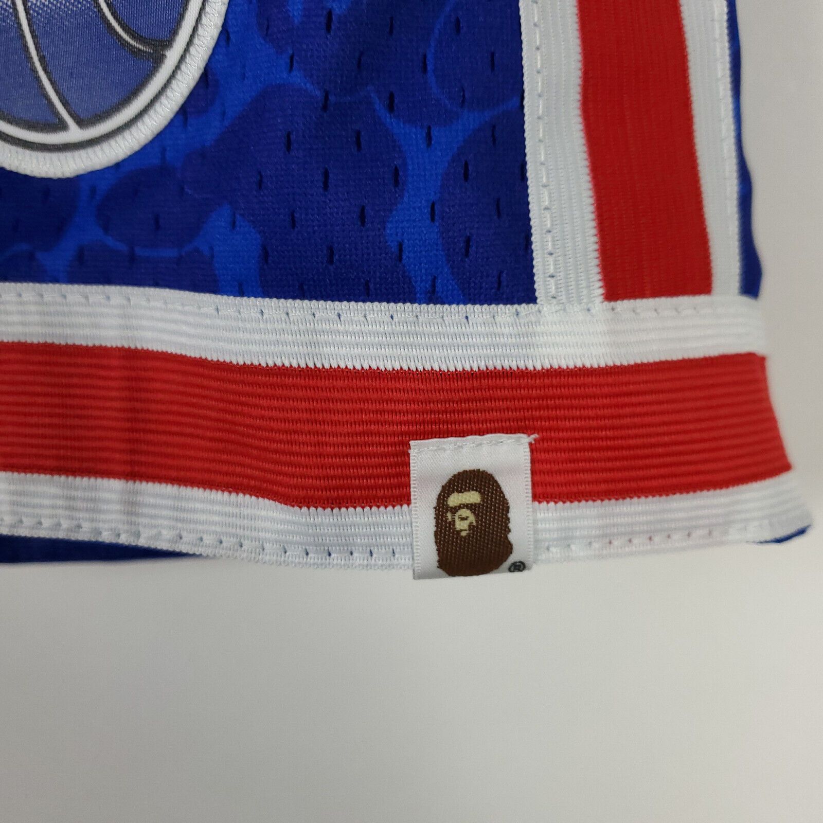Bape × Mitchell & Ness Bape x Mitchell & Ness New Jersey Nets Shorts Size US 30 / EU 46 - 5 Thumbnail