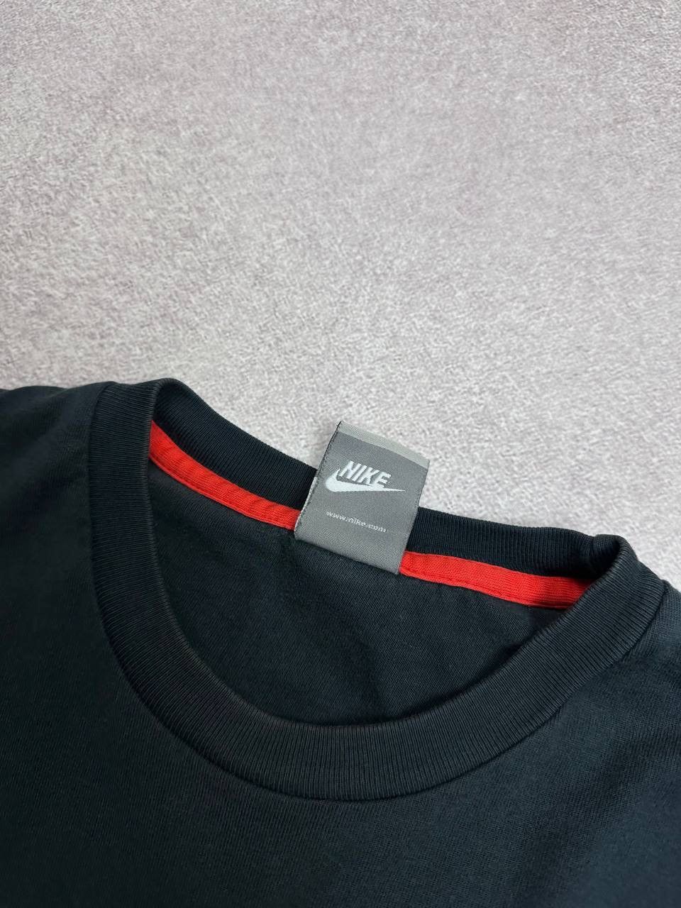 Nike Vintage 90s Nike Manchester United Cental Swoosh T-shirt s Size US S / EU 44-46 / 1 - 4 Thumbnail