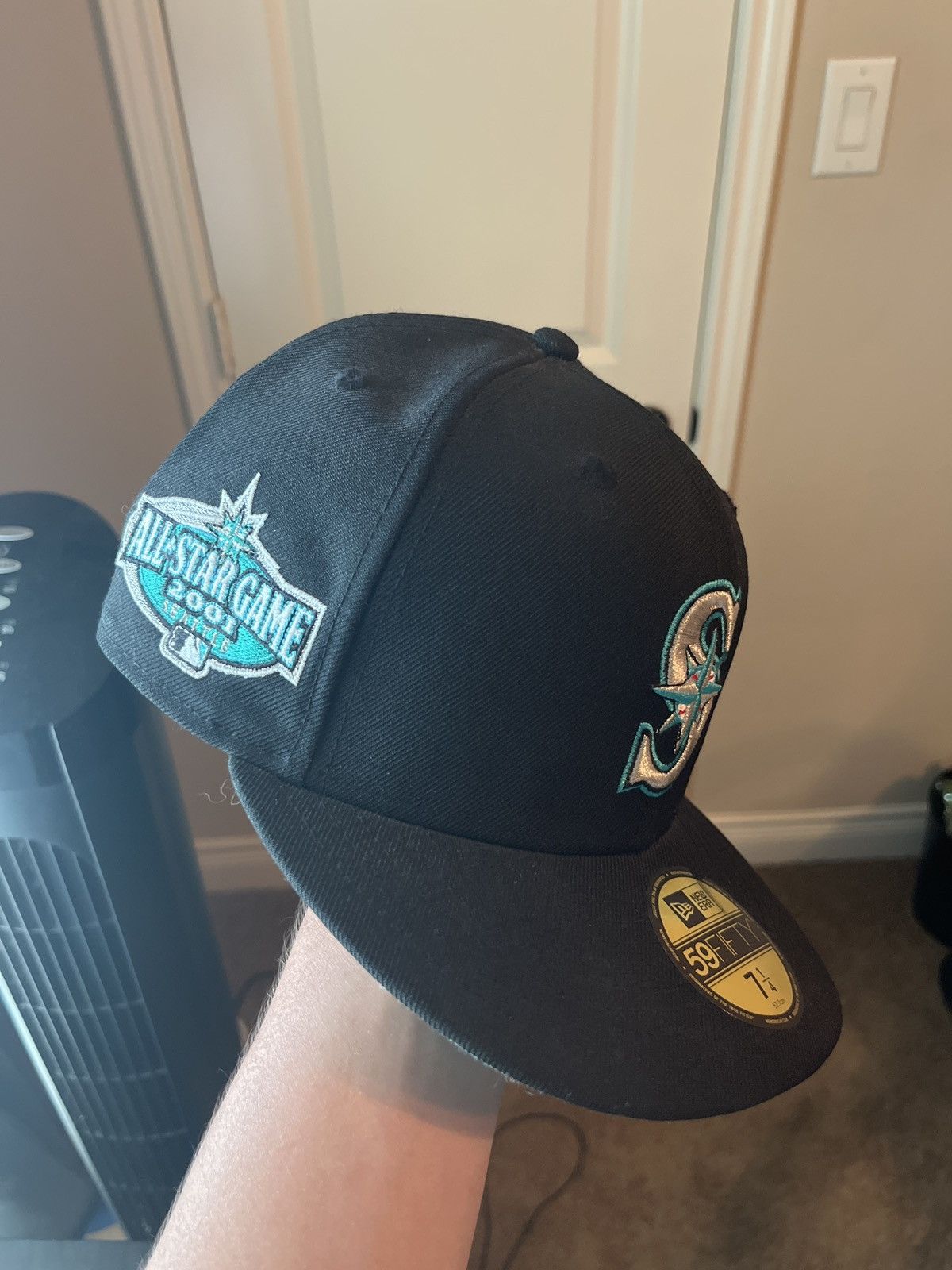 New Era Seattle Mariners 59FIFTY 7 1/4 fitted cap Size 34 - 3 Thumbnail