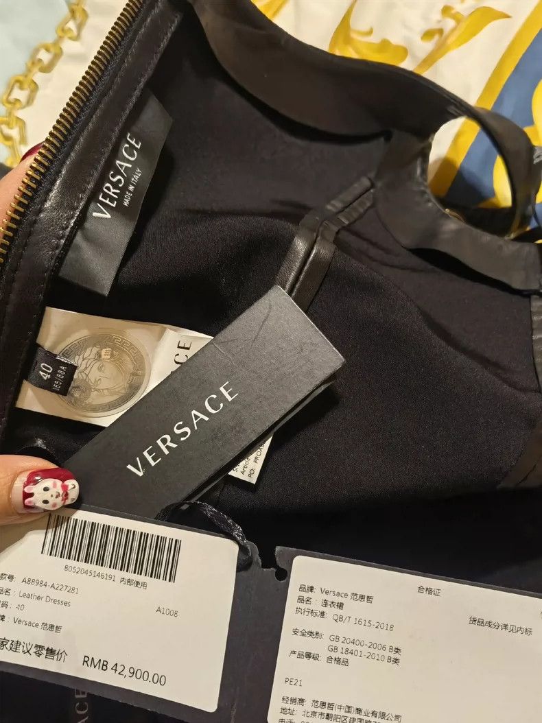 Versace Versace Queen Medusa buckled slip dress Size M / US 6-8 / IT 42-44 - 7 Thumbnail