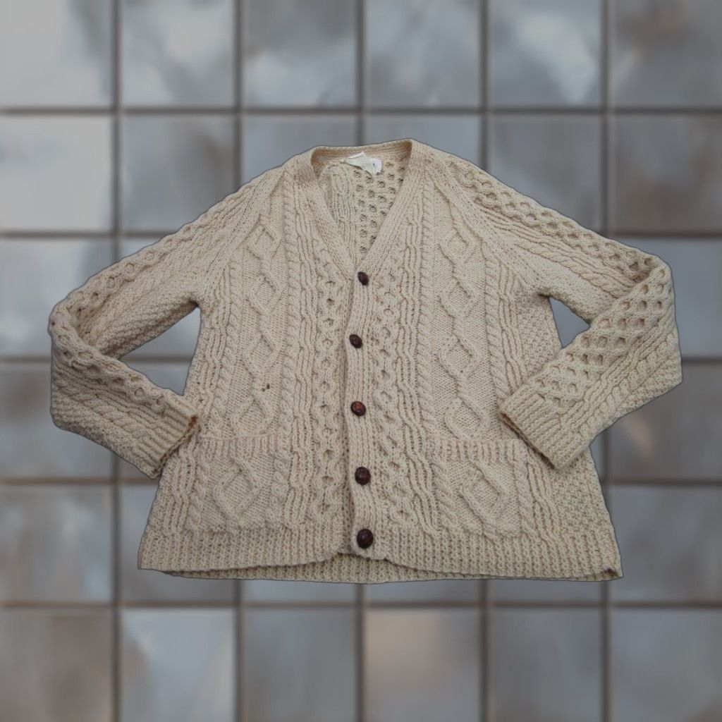 Vintage VINTAGE Purple Heather Handknit Cardigan Sweater Womens L White Wool Aran Cable Ireland Size L / US 10 / IT 46 - 1 Thumbnail