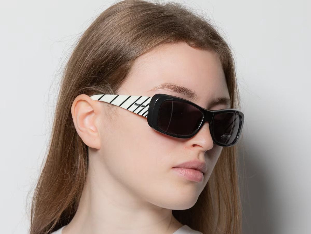 Miu Miu MIU MIU Zebra Square Logo Sunglasses SMU16F prada runway Size ONE SIZE - 3 Thumbnail