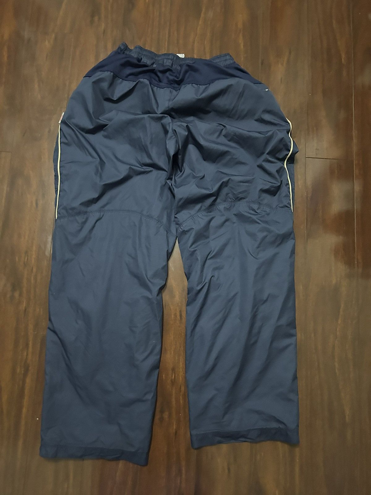 Nike × Vintage Nylon Navy Nike Joggers Size US 34 / EU 50 - 2 Thumbnail