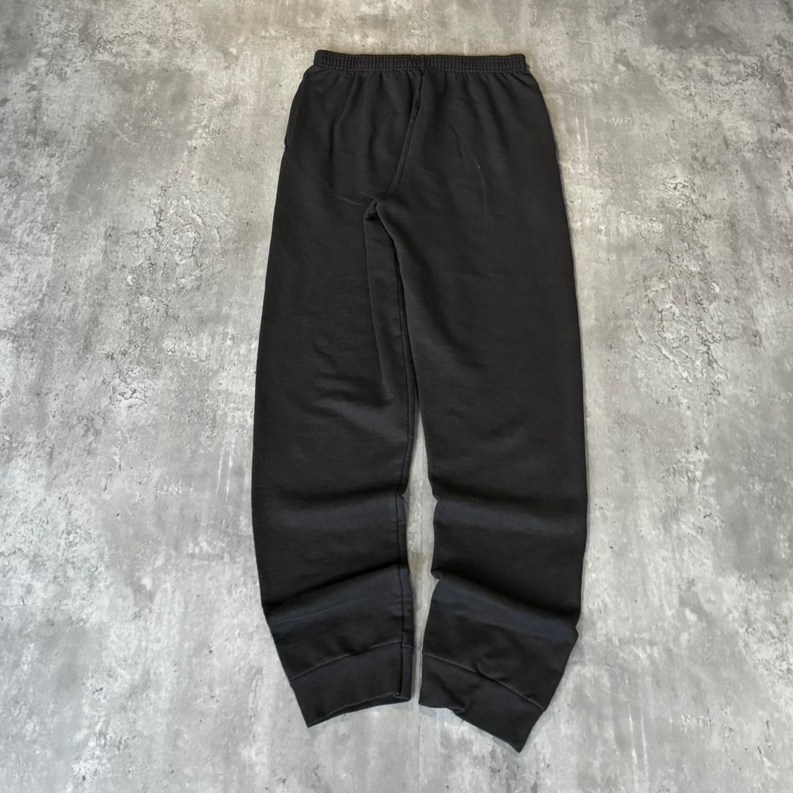 Hanes × Vintage Vintage Y2K Tonal Black Grunge Opium Comfy Sweatpants Size US 29 - 2 Thumbnail
