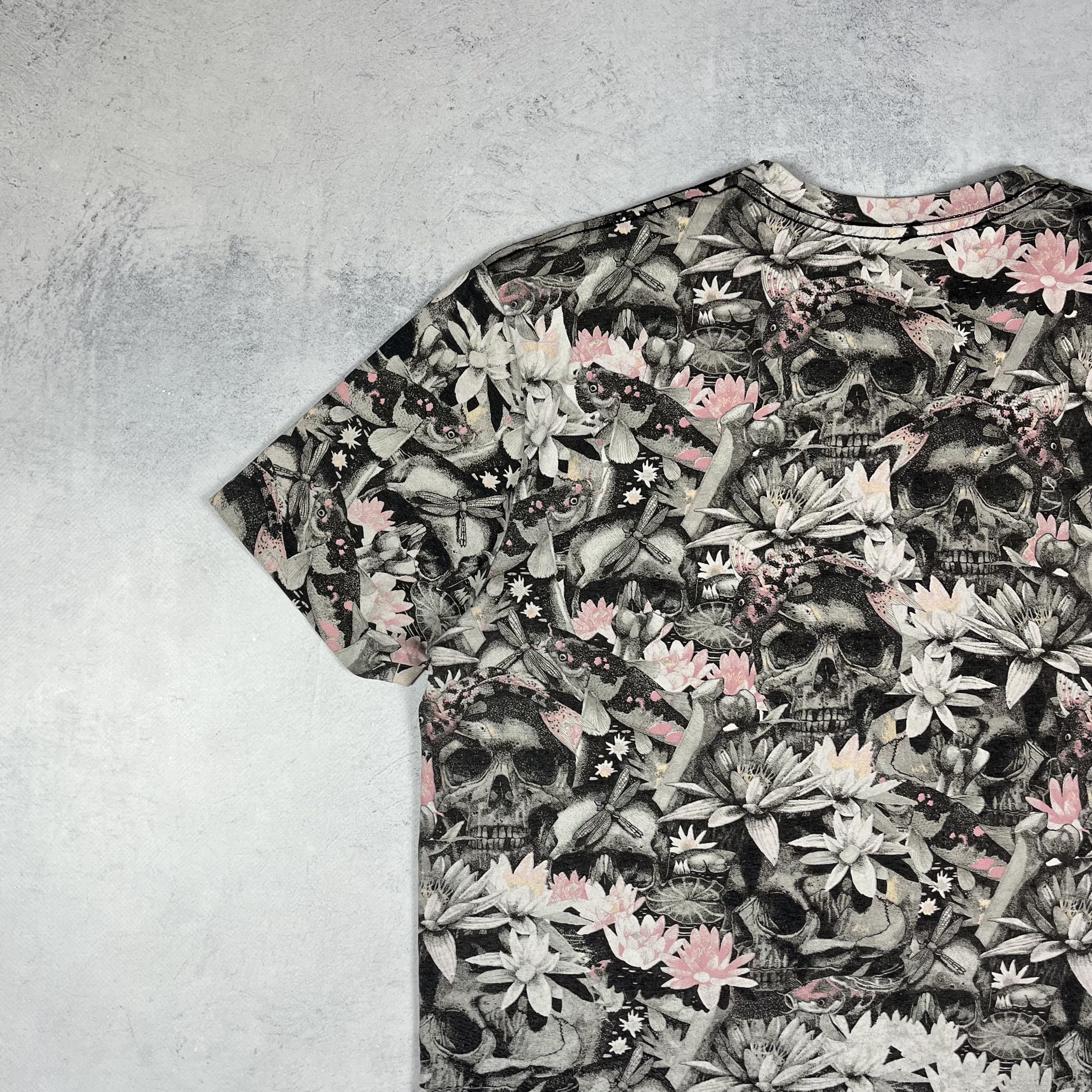 Allsaints Designer AllSaints All Over Print Pound Crew T Shirt Size US S / EU 44-46 / 1 - 17 Thumbnail