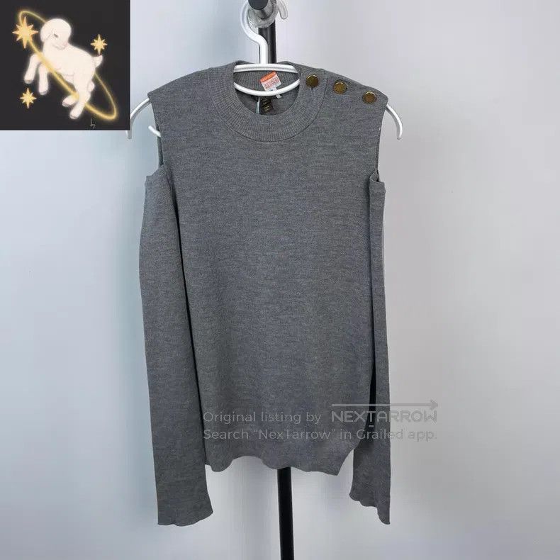 Louis Vuitton Louis Vuitton Grey cashmere off-the-shoulder knit sweater Size M / US 6-8 / IT 42-44 - 1 Thumbnail