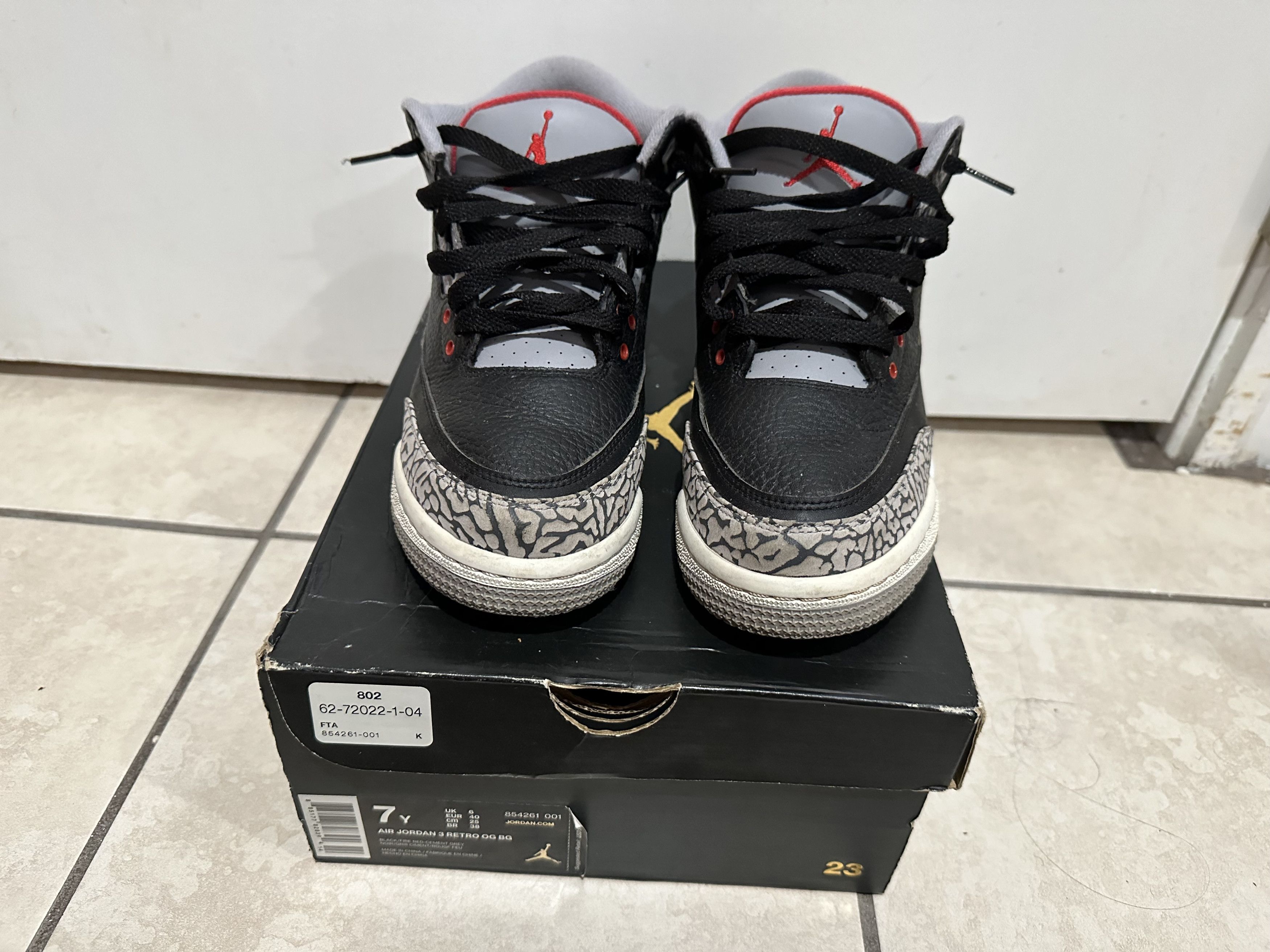 Jordan Brand Black cement 3 Size US 7 / EU 40 - 1 Thumbnail