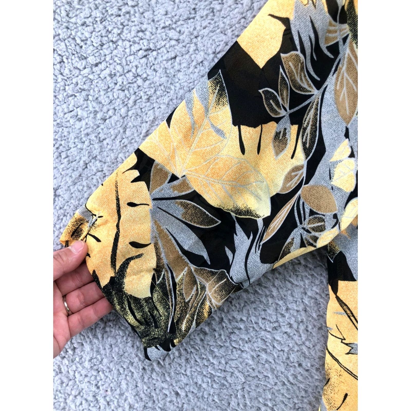 Vintage VINTAGE Hawaiian Shirt Womens XL Yellow Black Floral 1/2 Sleeve Hippie Shirt Size XL / US 12-14 / IT 48-50 - 5 Thumbnail