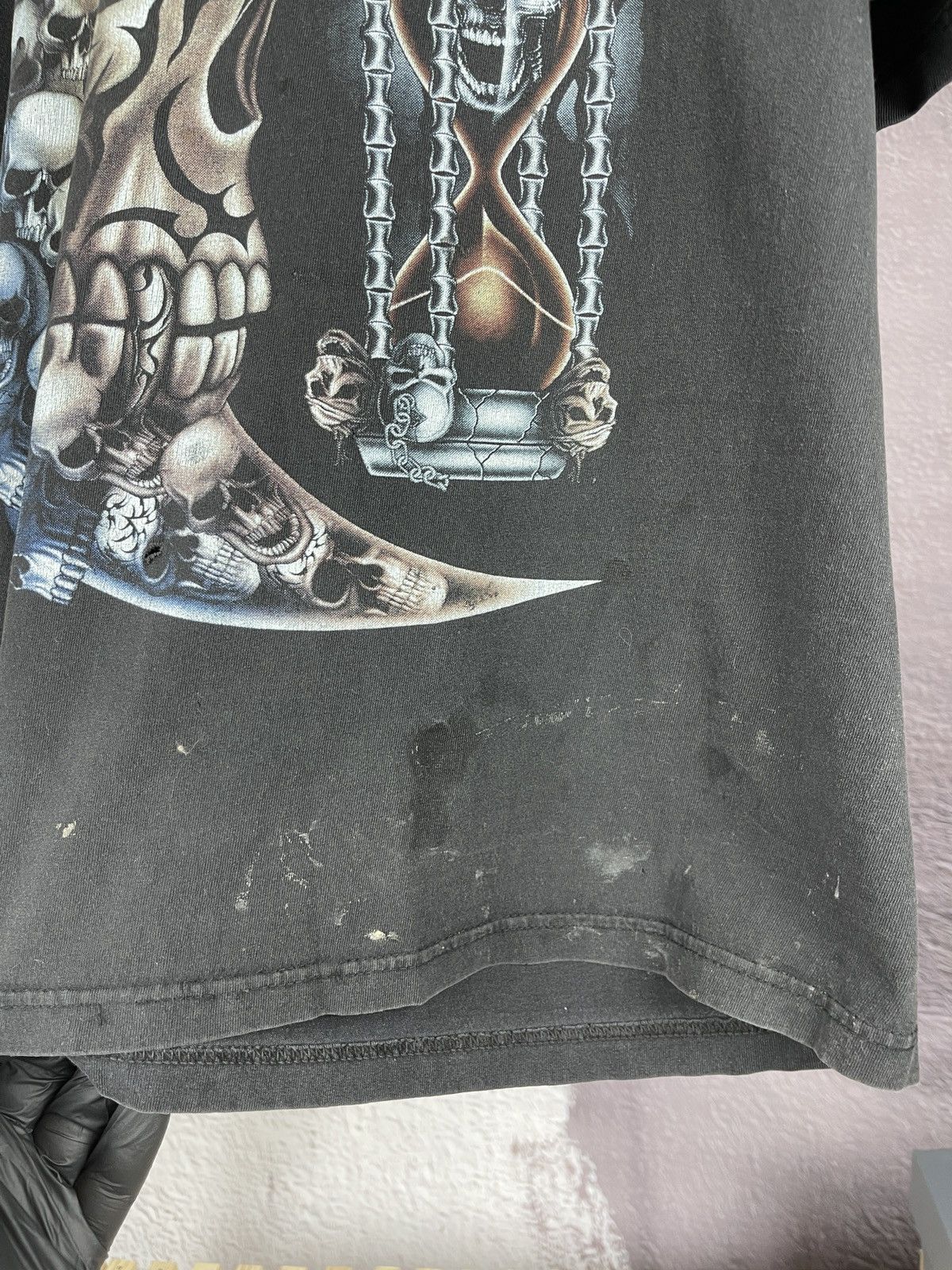 Vintage Vintage Moon Skull Sand Clock Design Distressed Rock tee Size US XL / EU 56 / 4 - 7 Thumbnail