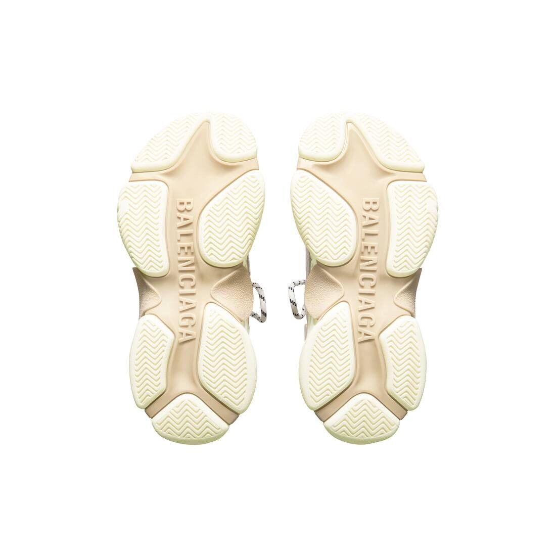 o1bcso1str1224 Triple S Mules in White