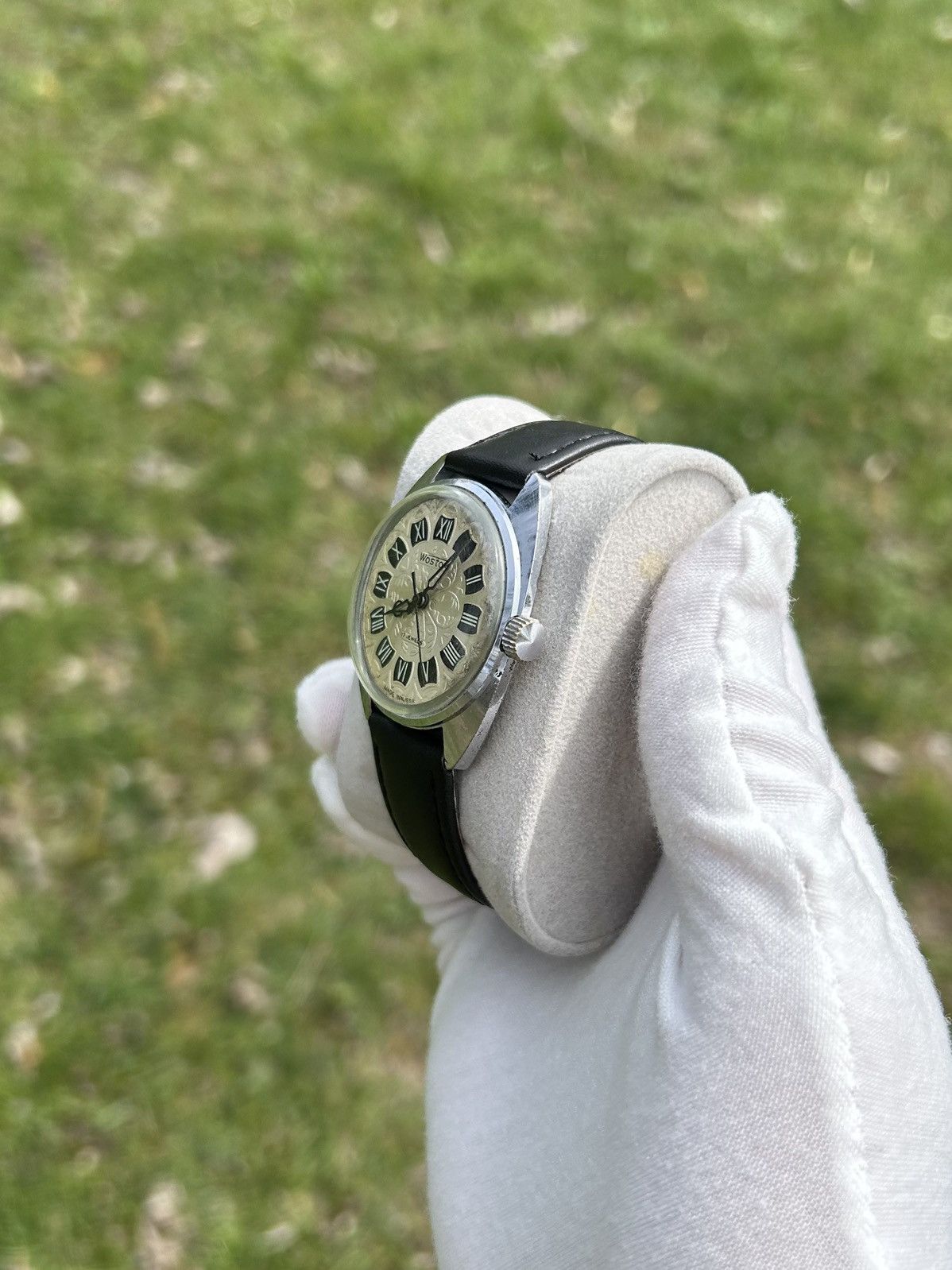 Vintage Vintage Watch Vostok USSR Soviet Mechanical Wristwatch 1980 Size ONE SIZE - 17 Thumbnail