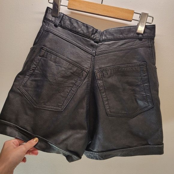Other Vintage Pellissimo Real Leather Black High Rise Shorts 26/27 Size 26" / US 2 / IT 38 - 3 Thumbnail