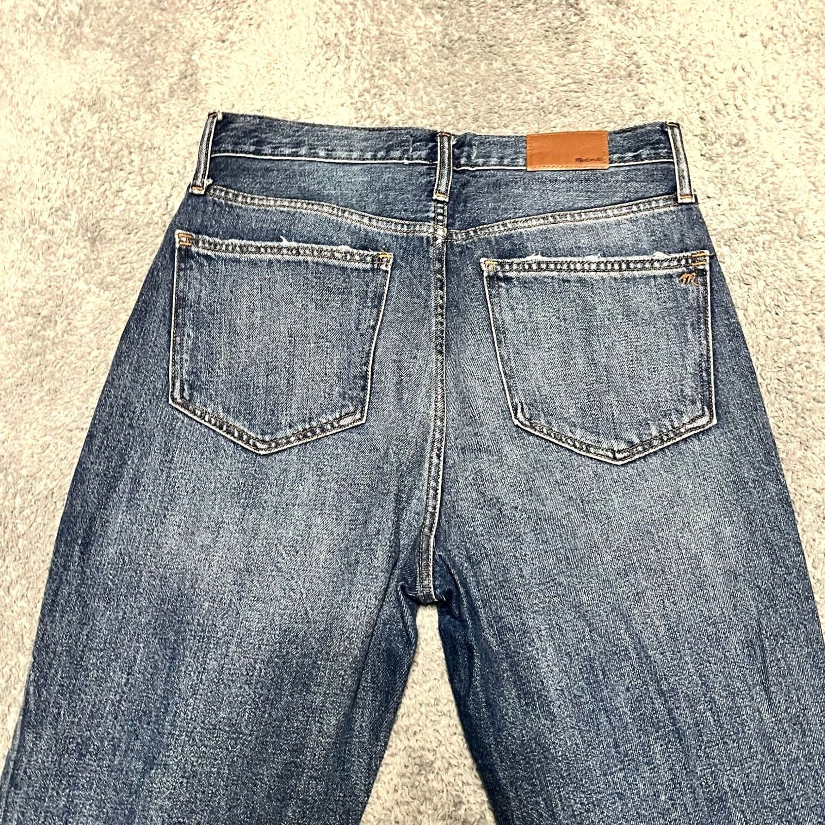 Madewell Madewell Jeans Womens 28 Mom High Rise Ankle Blue Denim Pants Womens 28 Regular Cropped Blue Jeans Girls? Size 28" / US 6 / IT 42 - 2 Thumbnail
