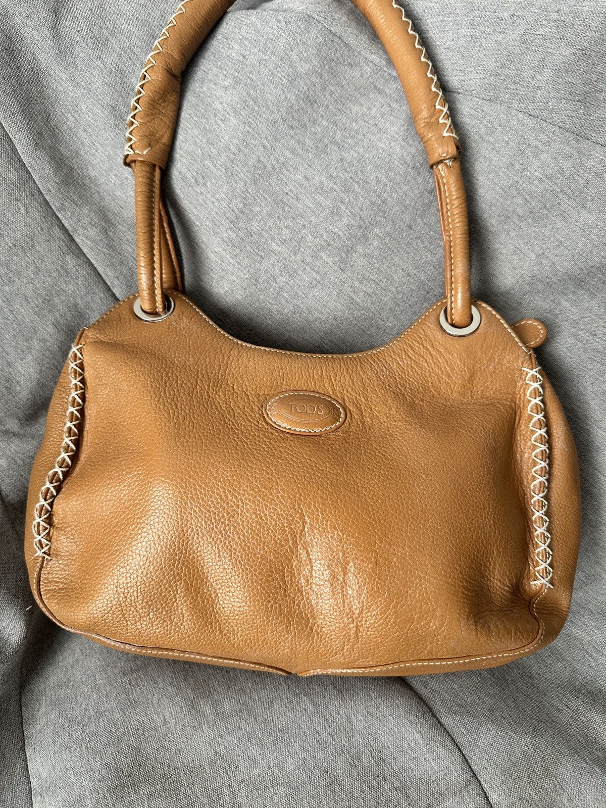 Tod's TOD’S Tan Leather Handbag Classic Designer Purse Size ONE SIZE - 2 Thumbnail