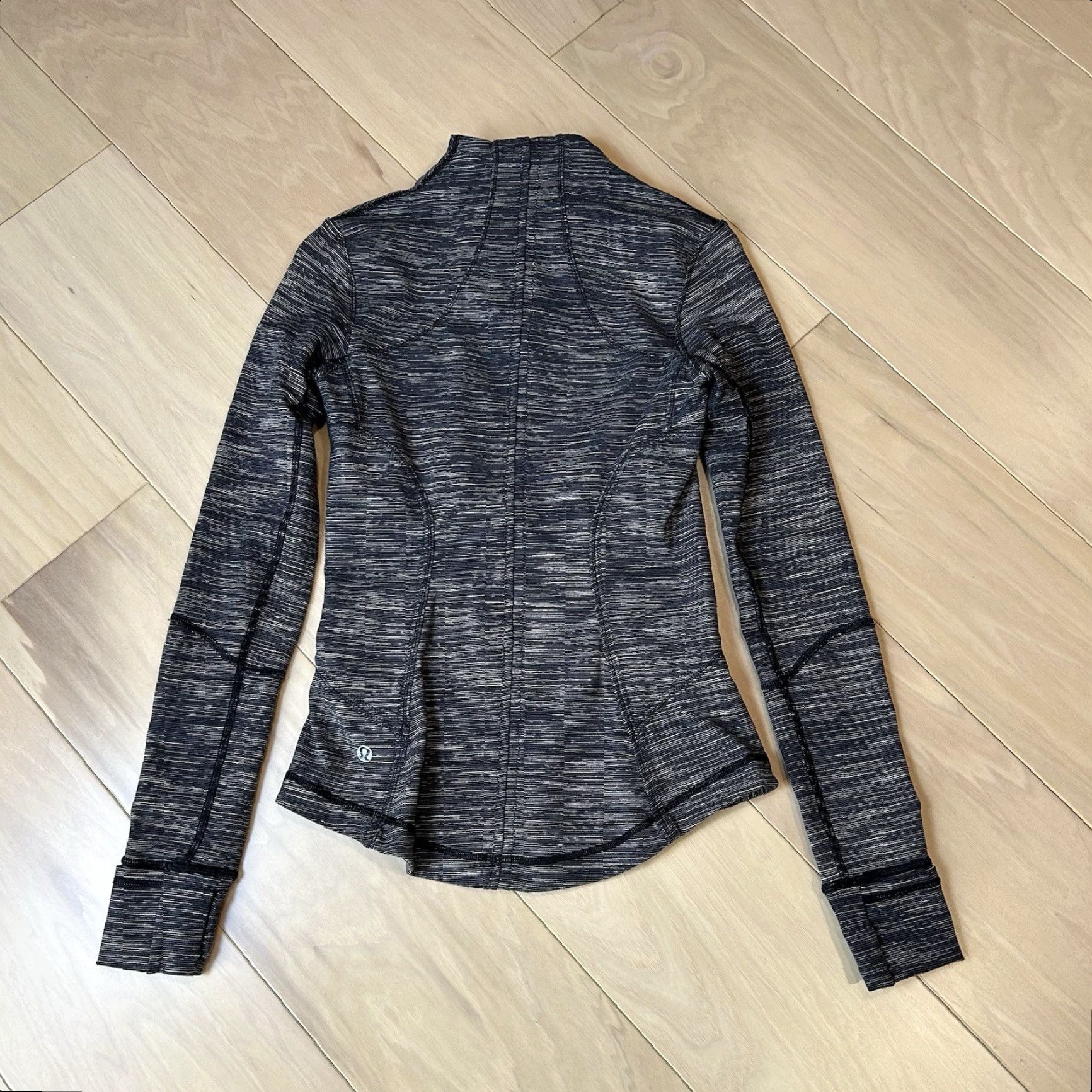 Lululemon Lululemon Define Jacket Women's 4 Black Mock Neck Long Sleeve Full Zip Pockets Thumbholes Athletic Size S / US 4 / IT 40 - 4 Thumbnail