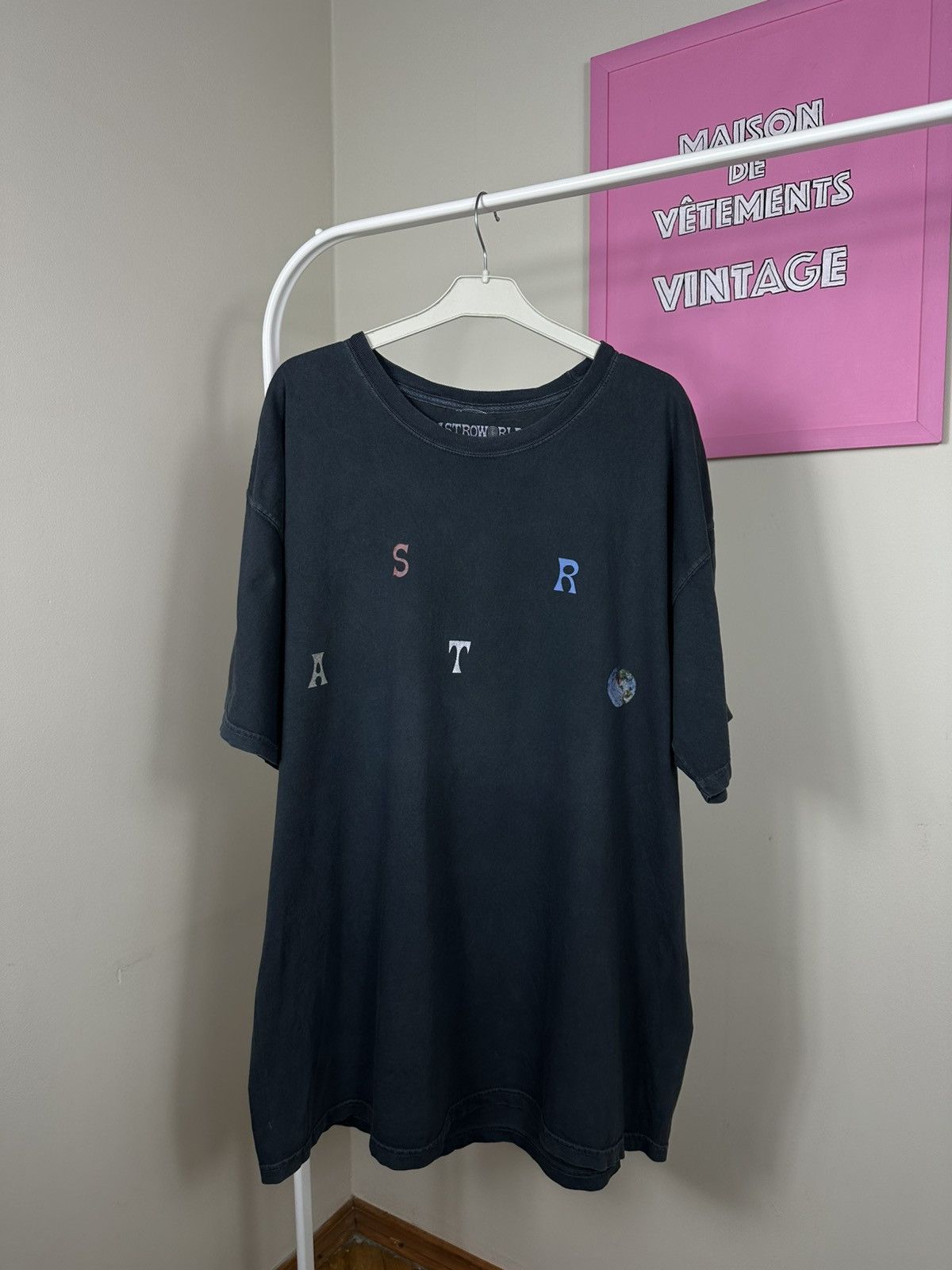 Travis Scott Astroworld Travis Scot Scattred Tee 2018 T Shirt Cactus Size US XL / EU 56 / 4 - 3 Thumbnail
