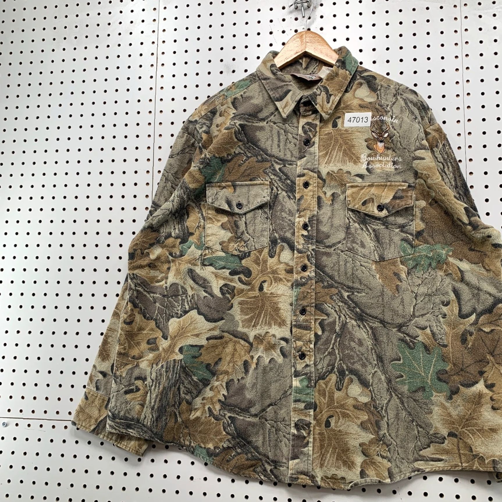 Vintage VINTAGE Wisconsin Bowhunters Button Shirt Mens 2XL Camouflage Chamois Outdoor Size US XXL / EU 58 / 5 - 4 Thumbnail
