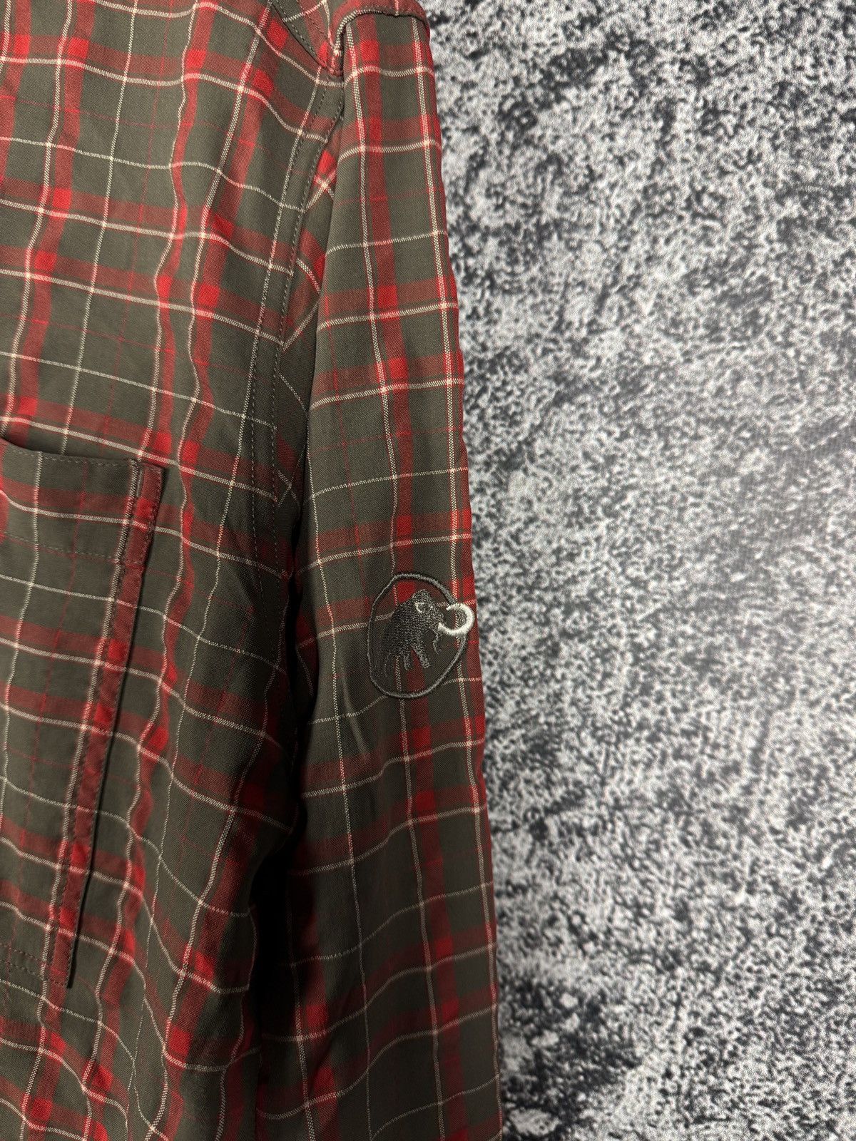 Mammut Mammut Long Sleeve Plaid Shirt Button Up Outdoor Hiking Sz L Size US L / EU 52-54 / 3 - 5 Thumbnail