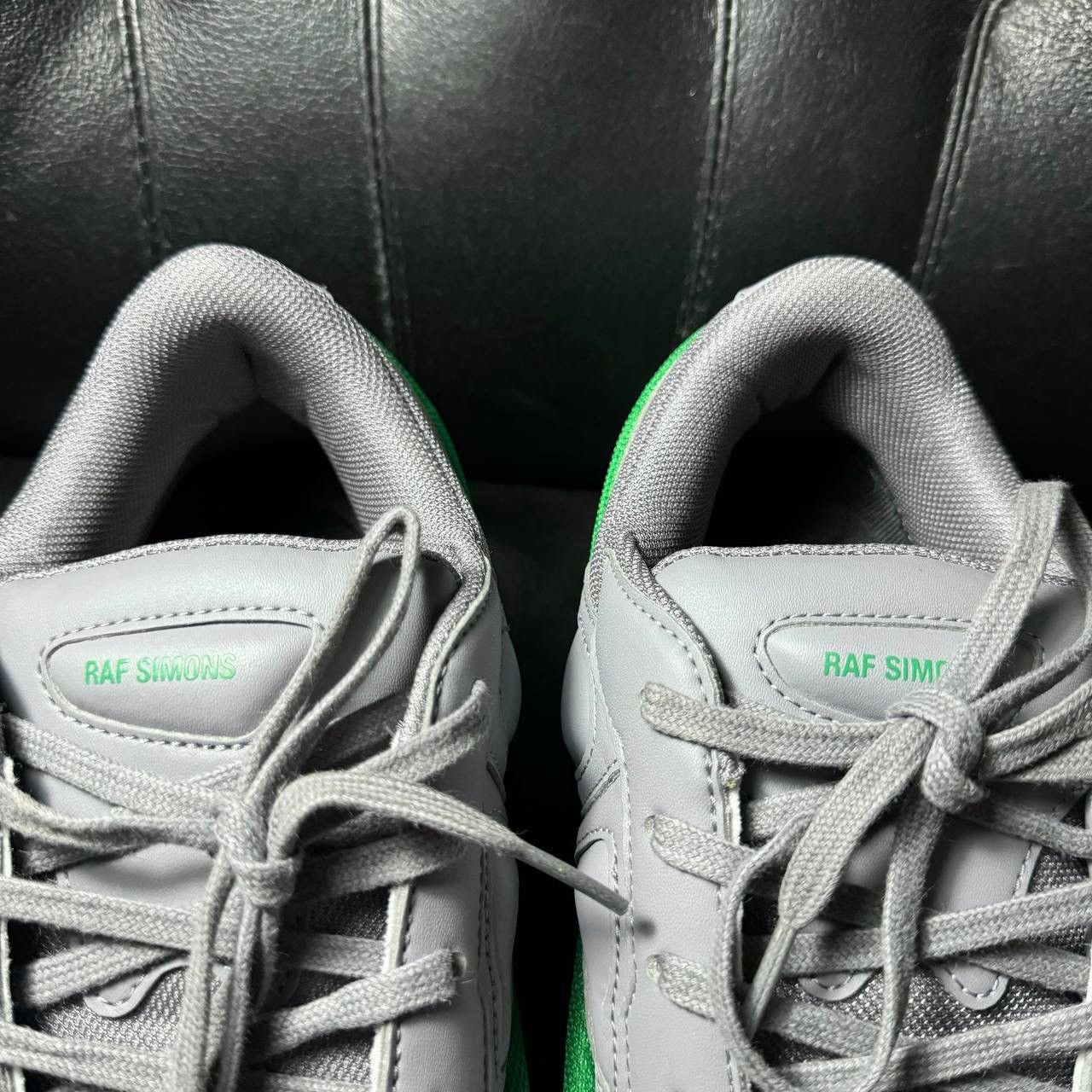 Adidas × Raf Simons adidas raf simons ozweego Size US 11 / EU 44 - 9 Thumbnail