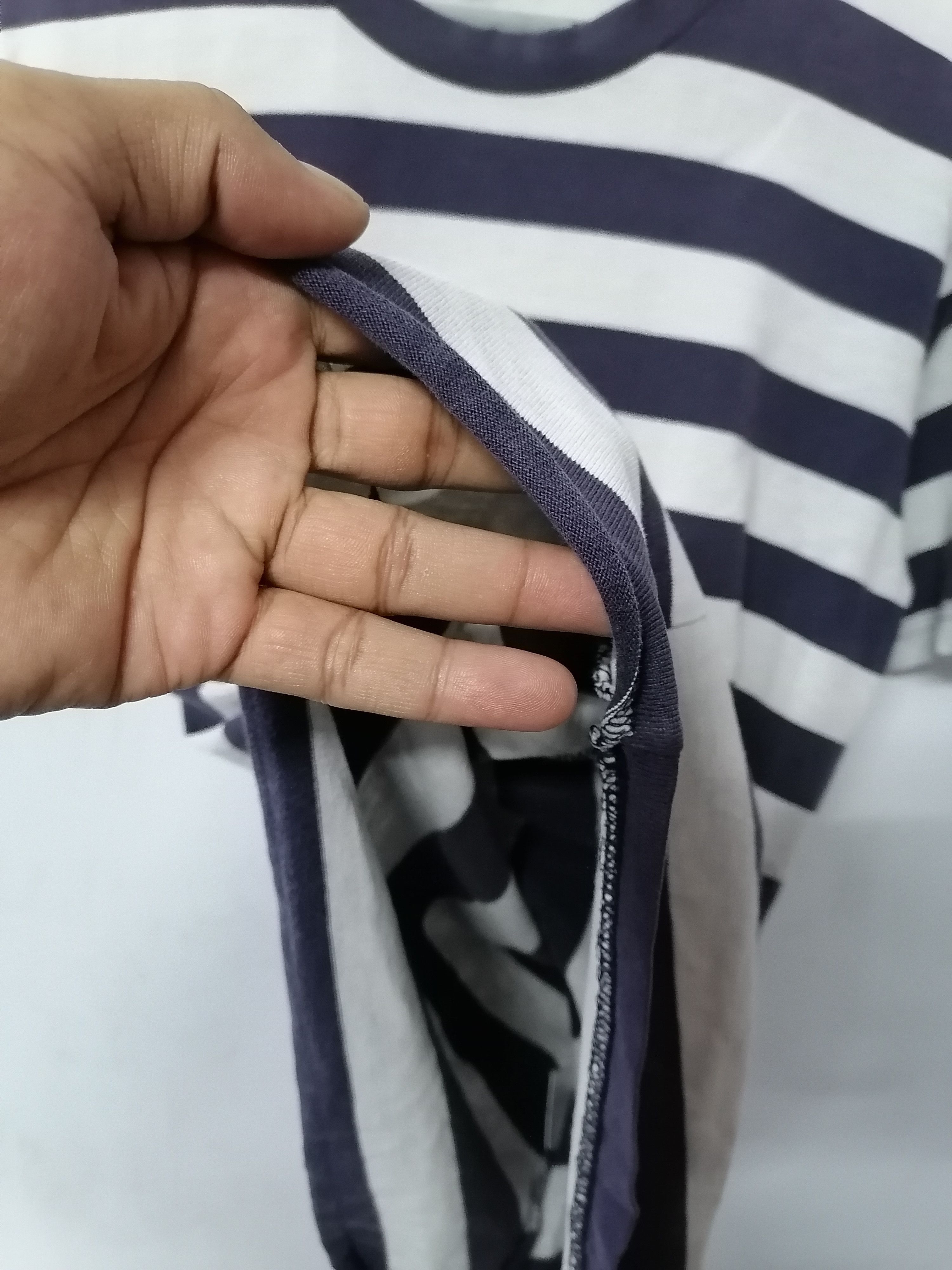 Japanese Brand Trashed Faded Destroy Uniqlo Stripe T-shirt Size US M / EU 48-50 / 2 - 5 Thumbnail