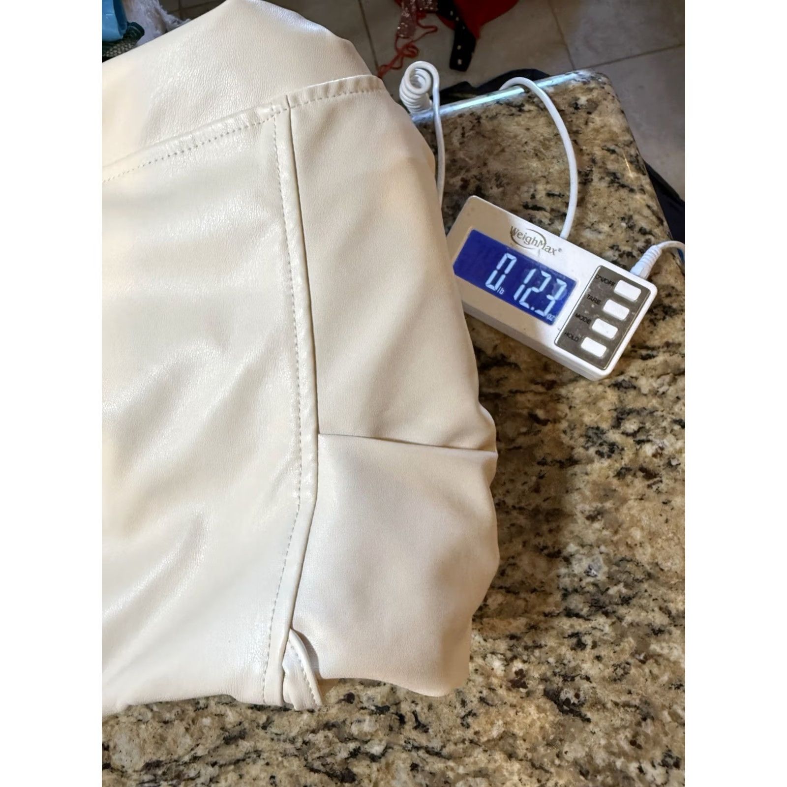 Vintage A New Day Cream Faux Leather Pleather Button-Down Long Sleeve Shirt XS Women Ivory Regular Down 0? Size XS / US 0-2 / IT 36-38 - 8 Thumbnail