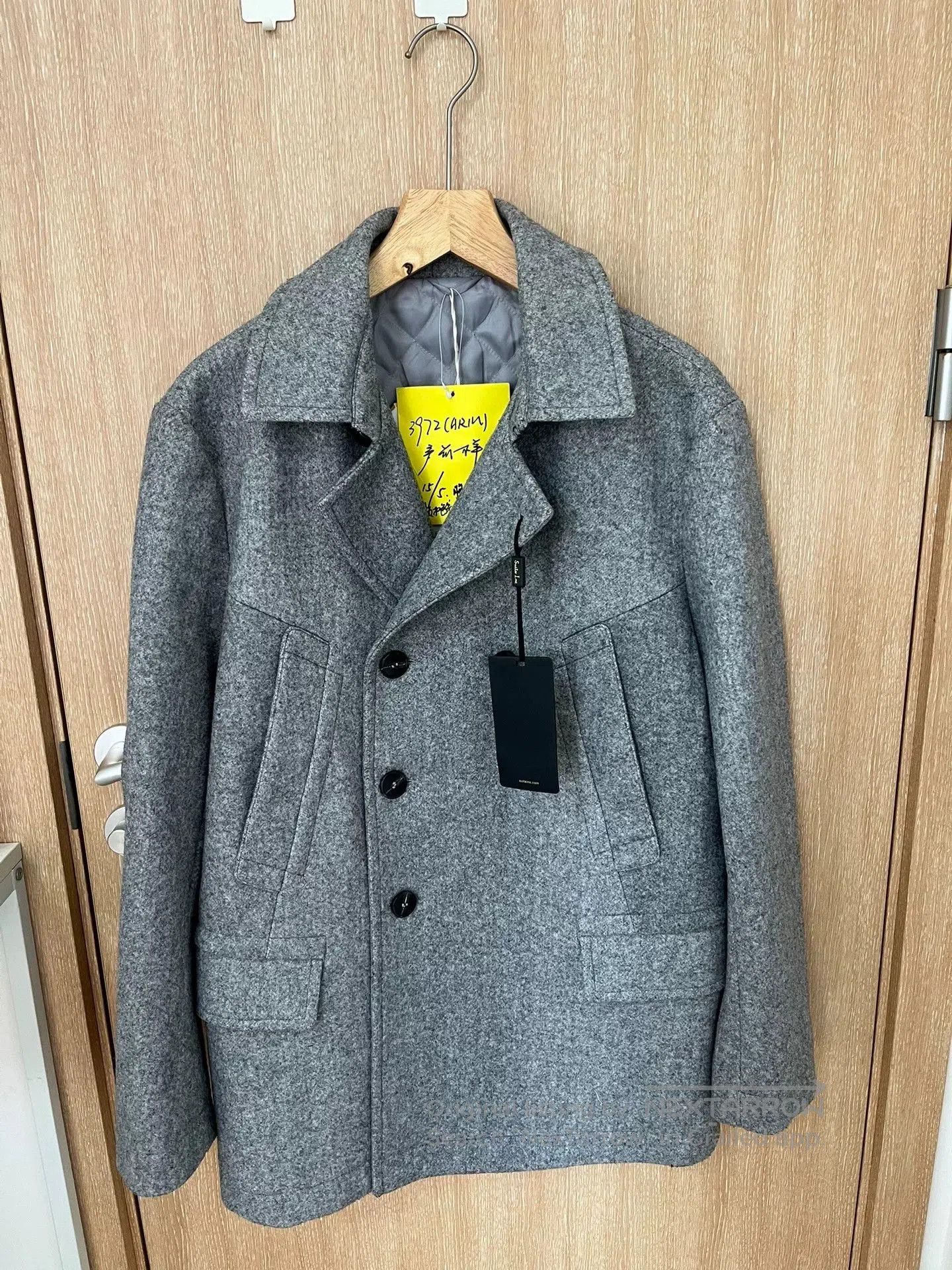 Vintage British Gentleman Old Money Wool Coat. Size US M / EU 48-50 / 2 - 2 Thumbnail