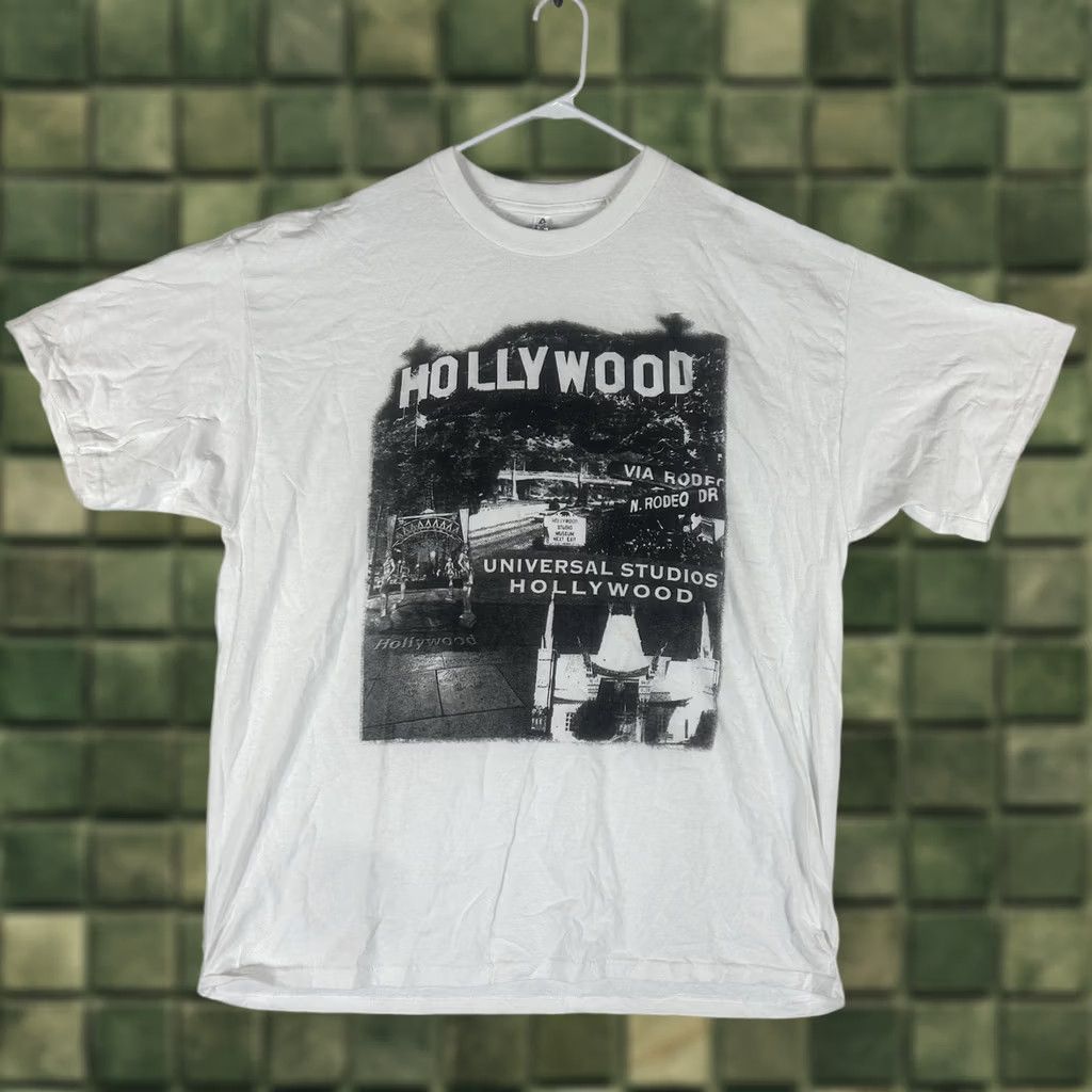 Vintage Retro Universal Studios Hollywood T-shirt Mens 2XL White Short Sleeve Graphic Size US XXL / EU 58 / 5 - 1 Thumbnail