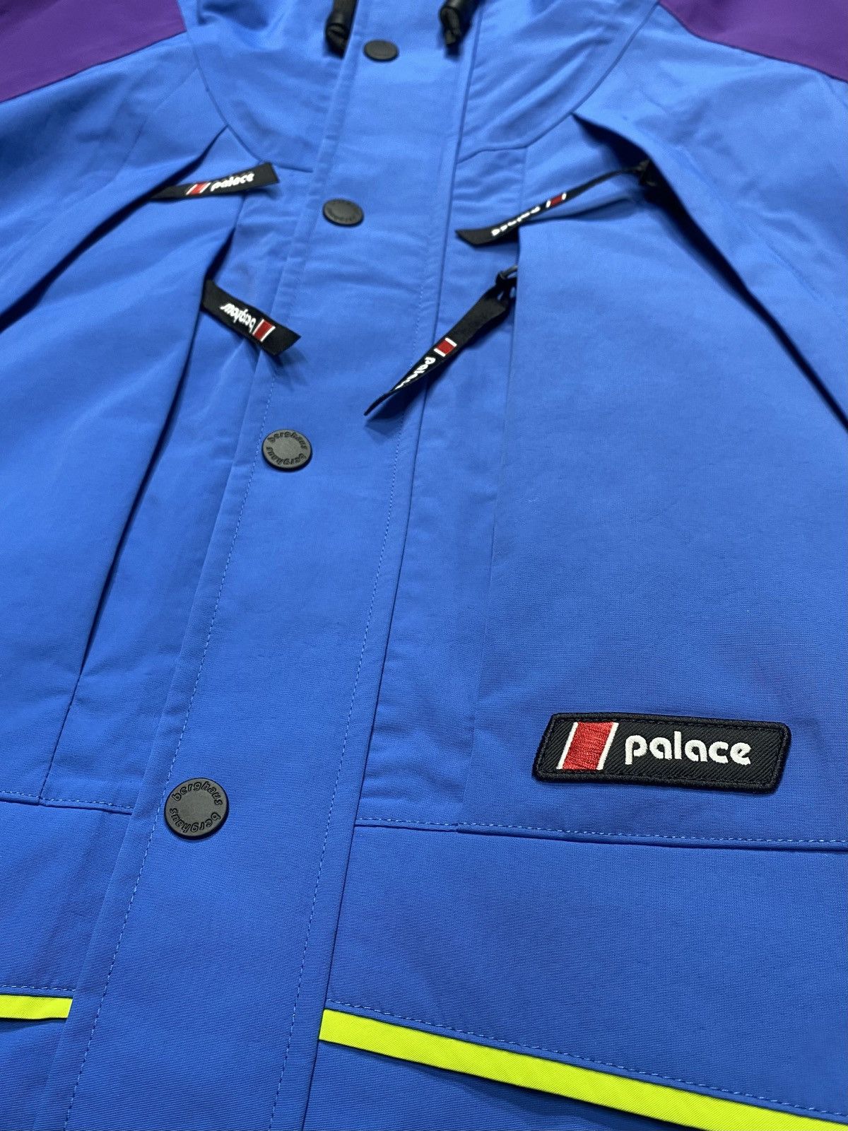 Palace Palace Berghaus Tempest II Jacket Cobalt Blue (SS24) Size US M / EU 48-50 / 2 - 3 Thumbnail