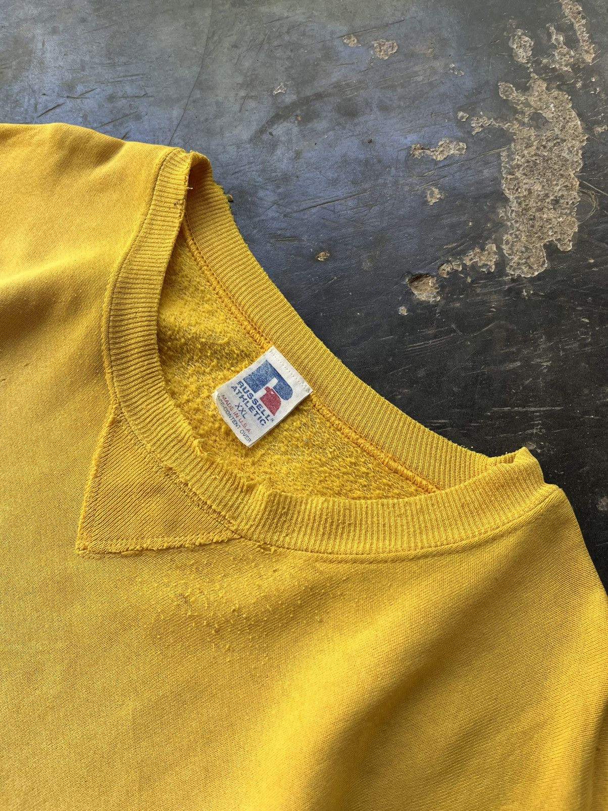 Vintage Vintage Russel Athletic Sun Faded Distressed Crewneck Size US XXL / EU 58 / 5 - 6 Thumbnail