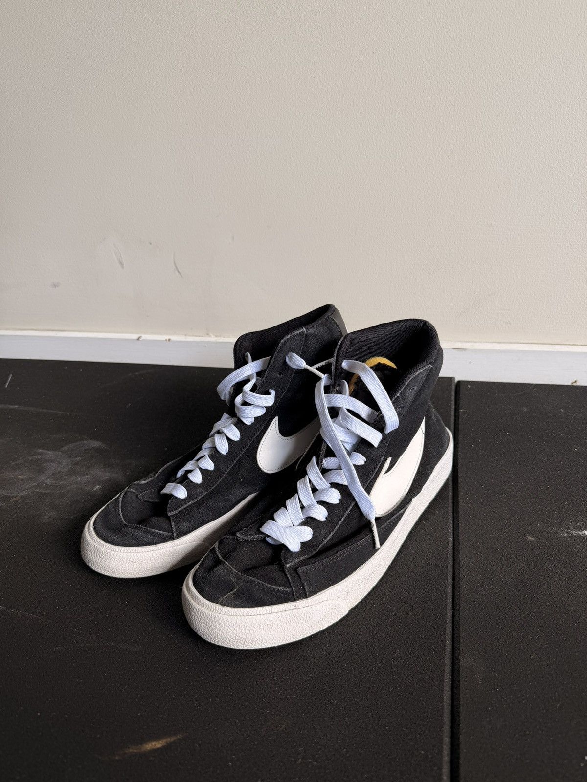Nike Nike Blazers High Top Shoes Size US 10.5 / EU 43-44 - 2 Thumbnail