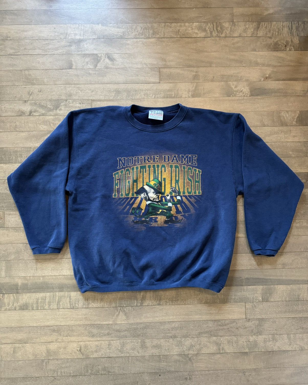NCAA × Vintage Vintage 90’s Notre Dame Crewneck Sweatshirt Size US L / EU 52-54 / 3 - 1 Thumbnail