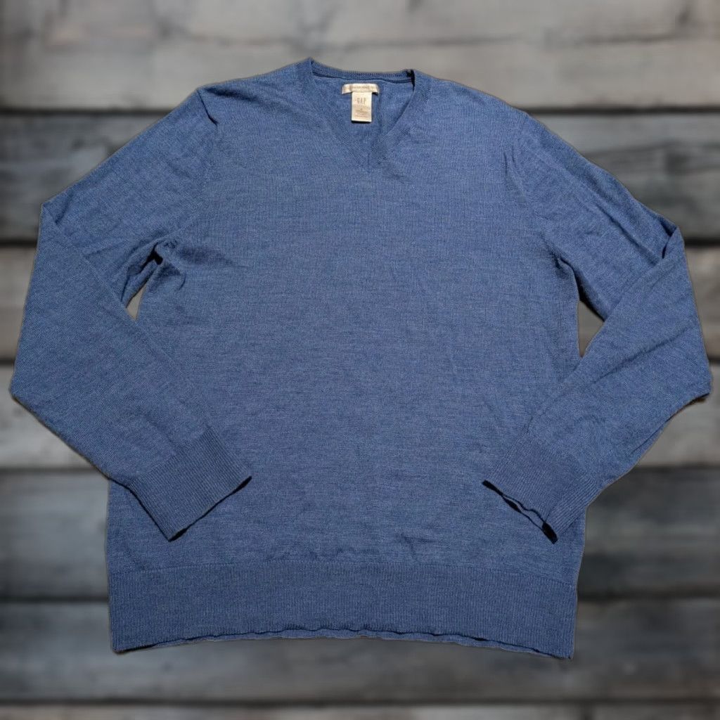 Gap GAP Men’s Blue V-Neck Sweater 100% Italian Merino Wool Size M Pullover Knit Lightweight All Seasons Casual Business Size US M / EU 48-50 / 2 - 1 Thumbnail