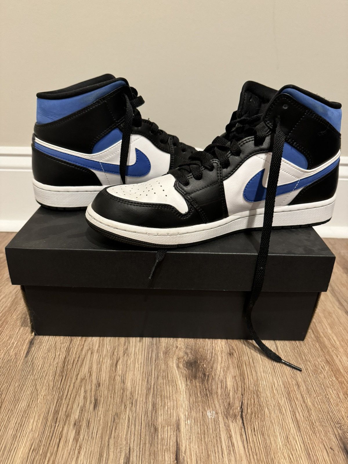 Black Racer Blue Black White And Blue Jordan Air Jordan Mid White