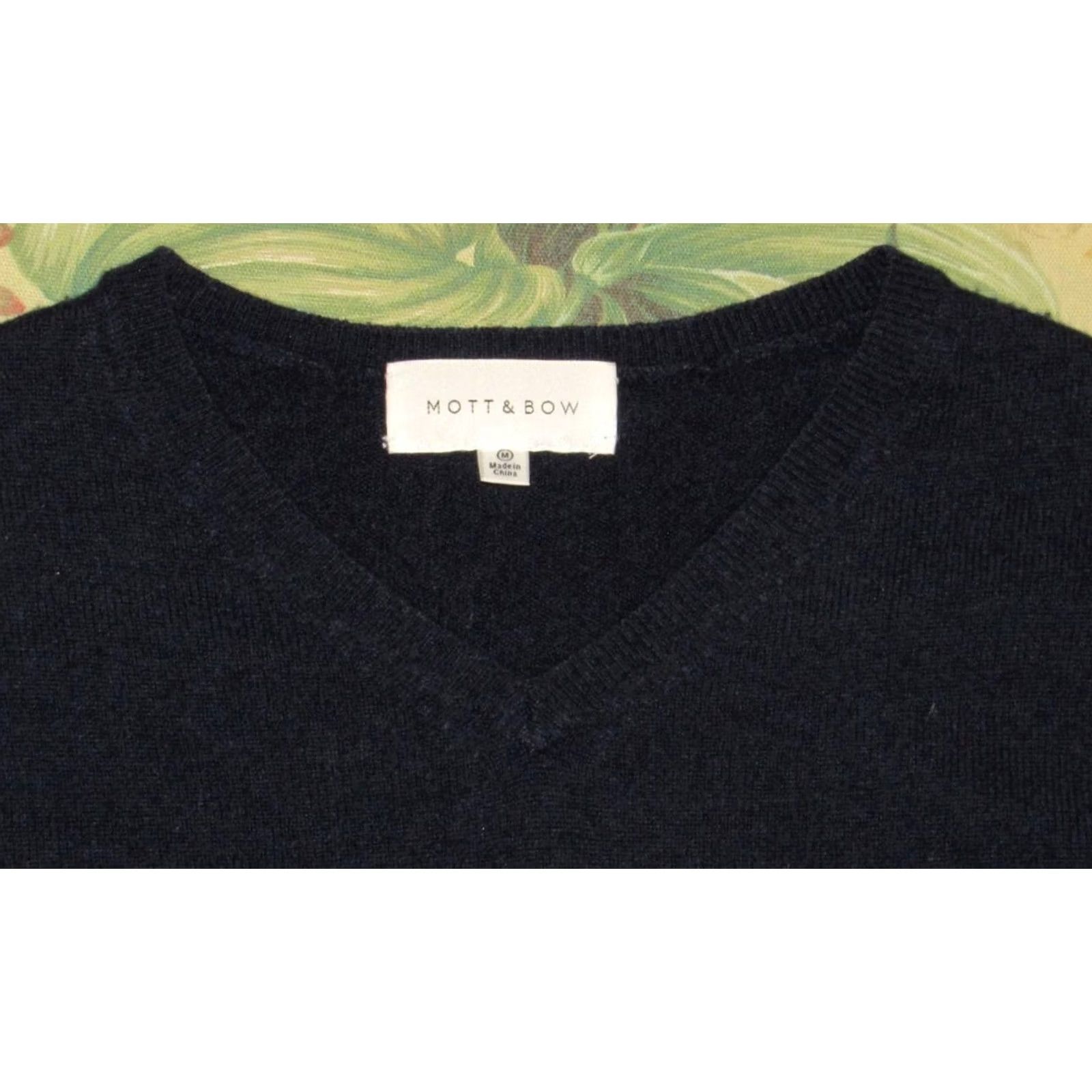 Mott & Bow MOTT & BOW Navy Blue Bergen Cashmere V Neck Sweater Medium Size US M / EU 48-50 / 2 - 2 Thumbnail