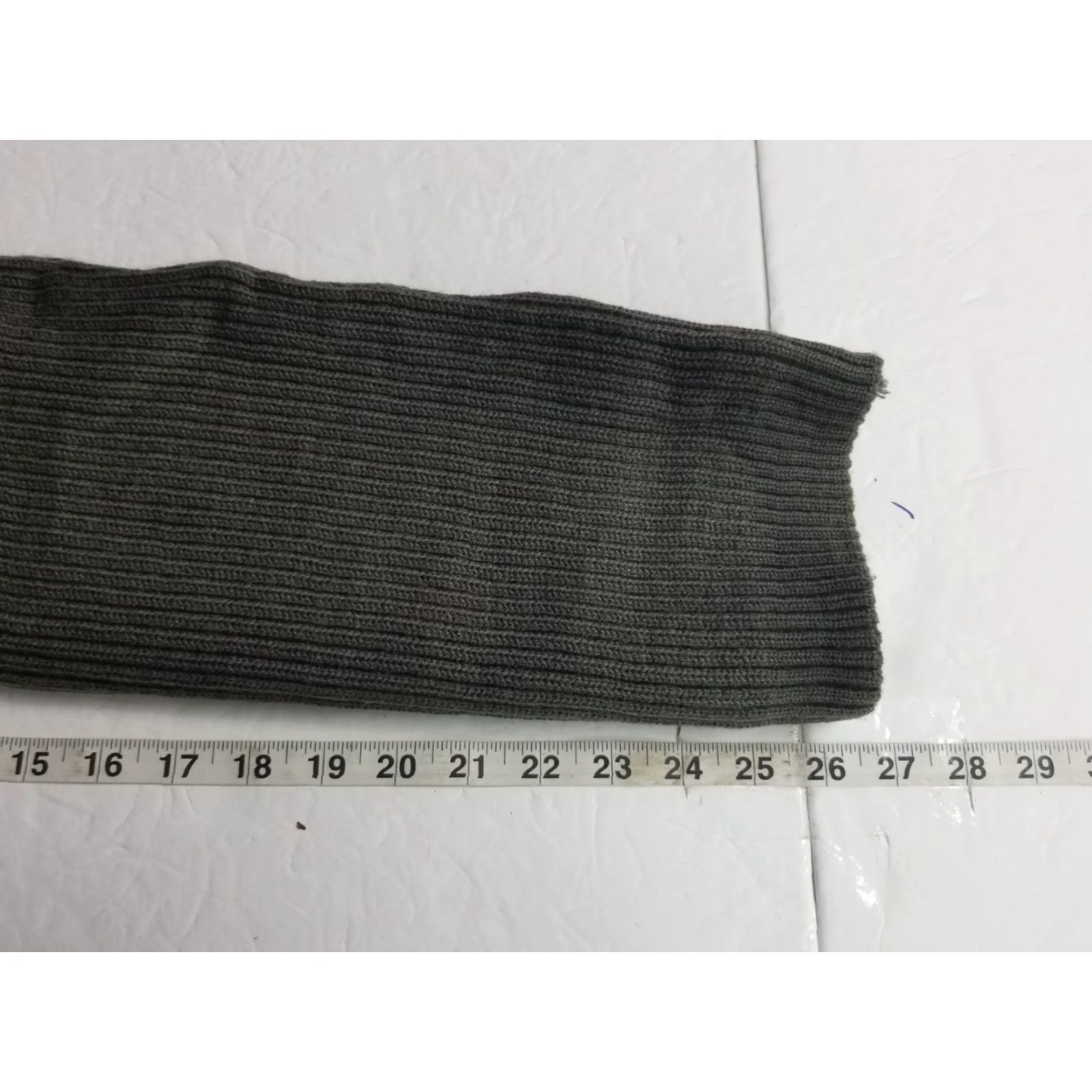 Olive Jury Sweater Men Size M Olive Green Wool Knit Crew Neck Pullover Military Army Marine Casual Regular Standards See Measurements Size US M / EU 48-50 / 2 - 5 Thumbnail