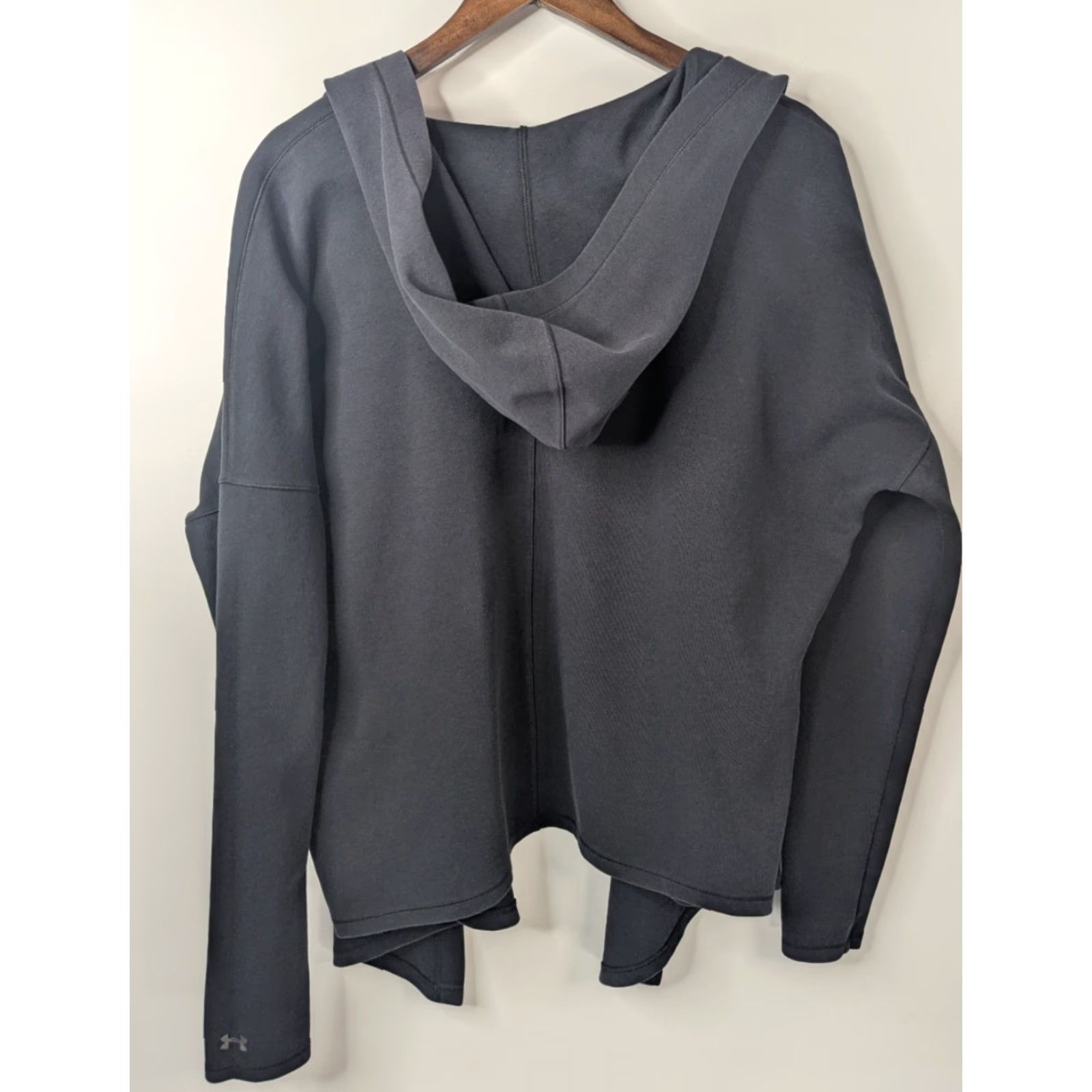 Under Armour Under Armour Hoodie Cardigan Women’s XL Black Open Front Long Sleeve Pockets Hooded Casual Activewear Size XL / US 12-14 / IT 48-50 - 5 Thumbnail