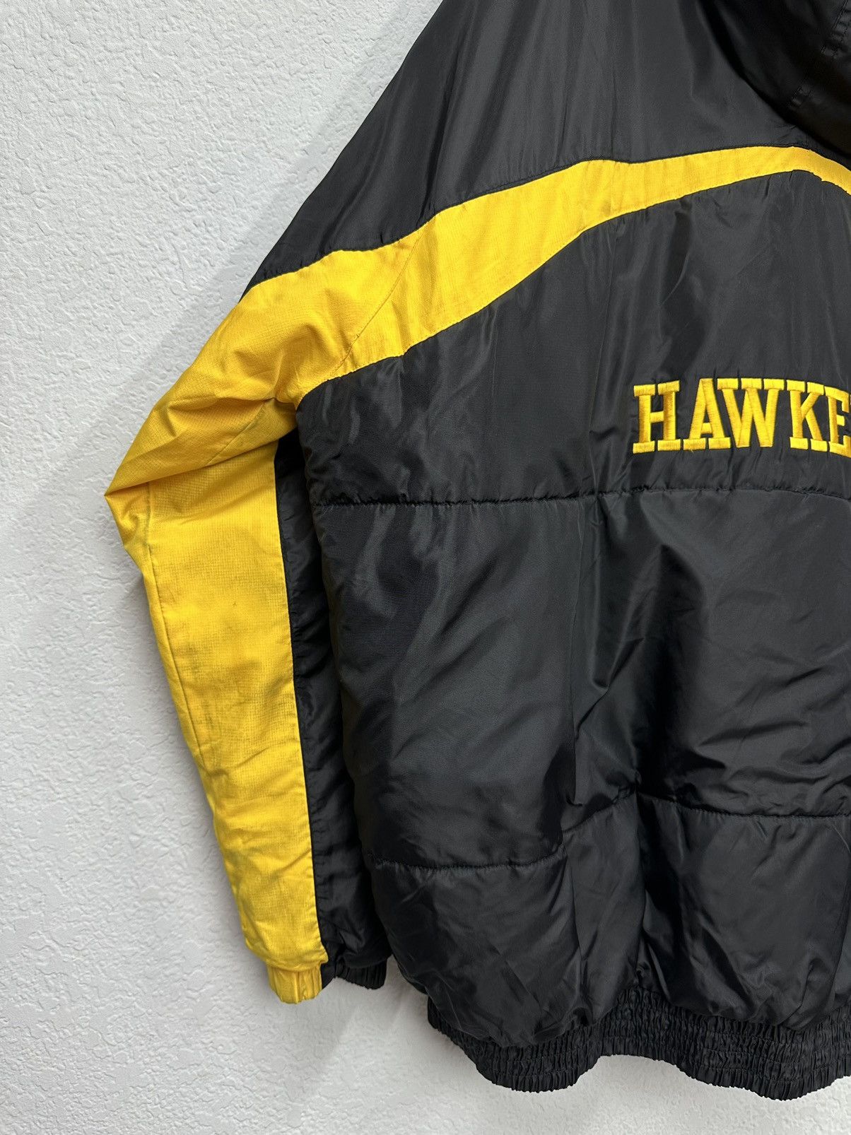 Nike VTG lowa Hawkeyes Logo Mens Full Zip Hooded Jacket 90s NCAA Size US XL / EU 56 / 4 - 11 Thumbnail