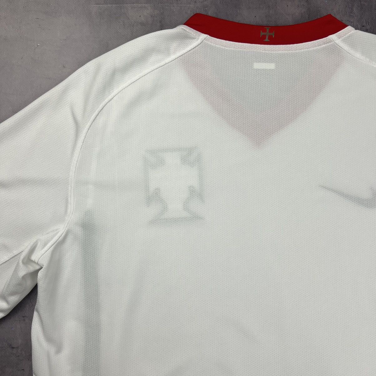 Nike Rare! Portugal Nike Away Shirt Soccer Jersey 2008/10 Size US M / EU 48-50 / 2 - 15 Thumbnail