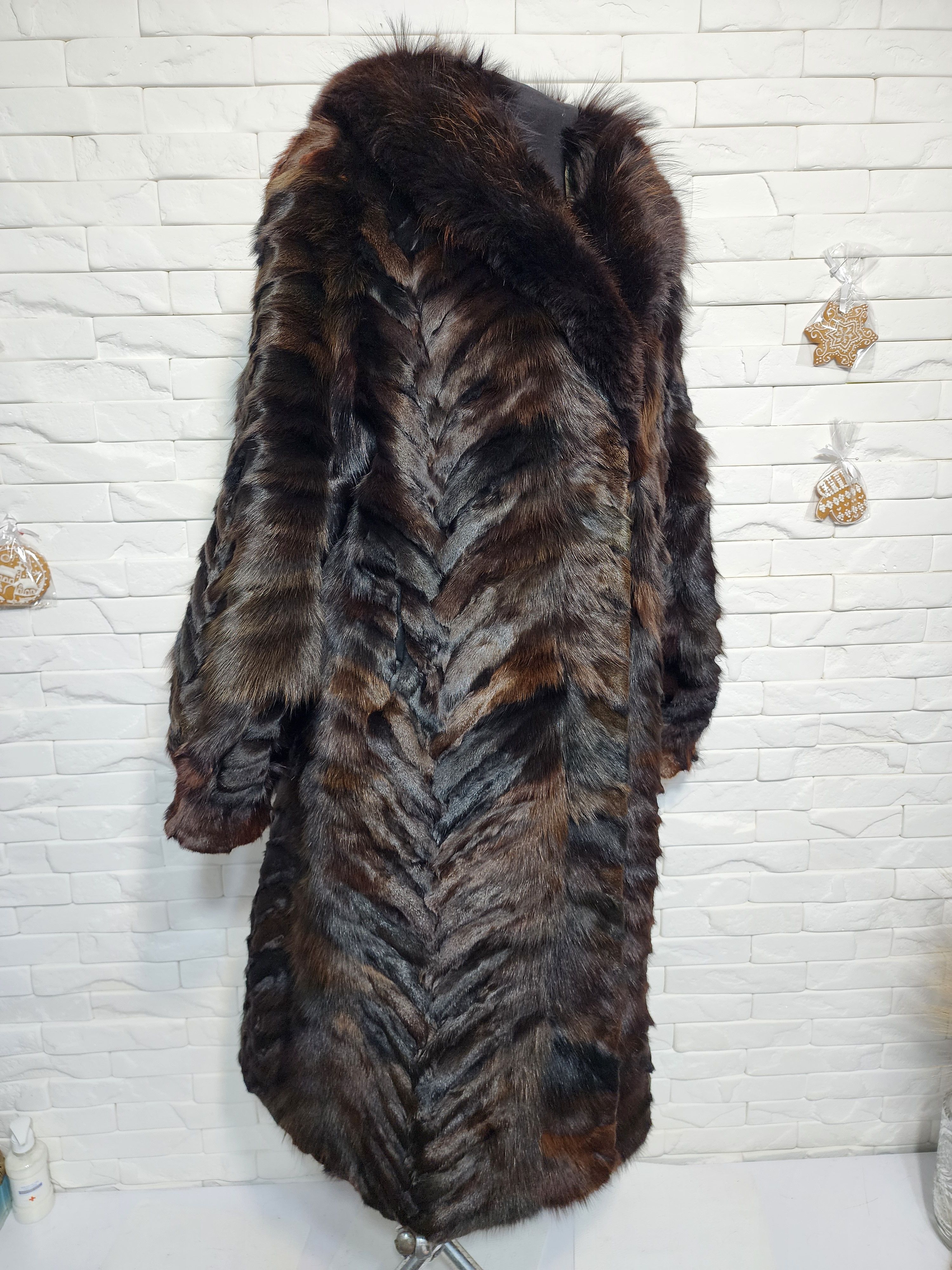 Furla Brown Genuine Fur Coat: Women's Winter Warm Coat Size XL / US 12-14 / IT 48-50 - 2 Thumbnail