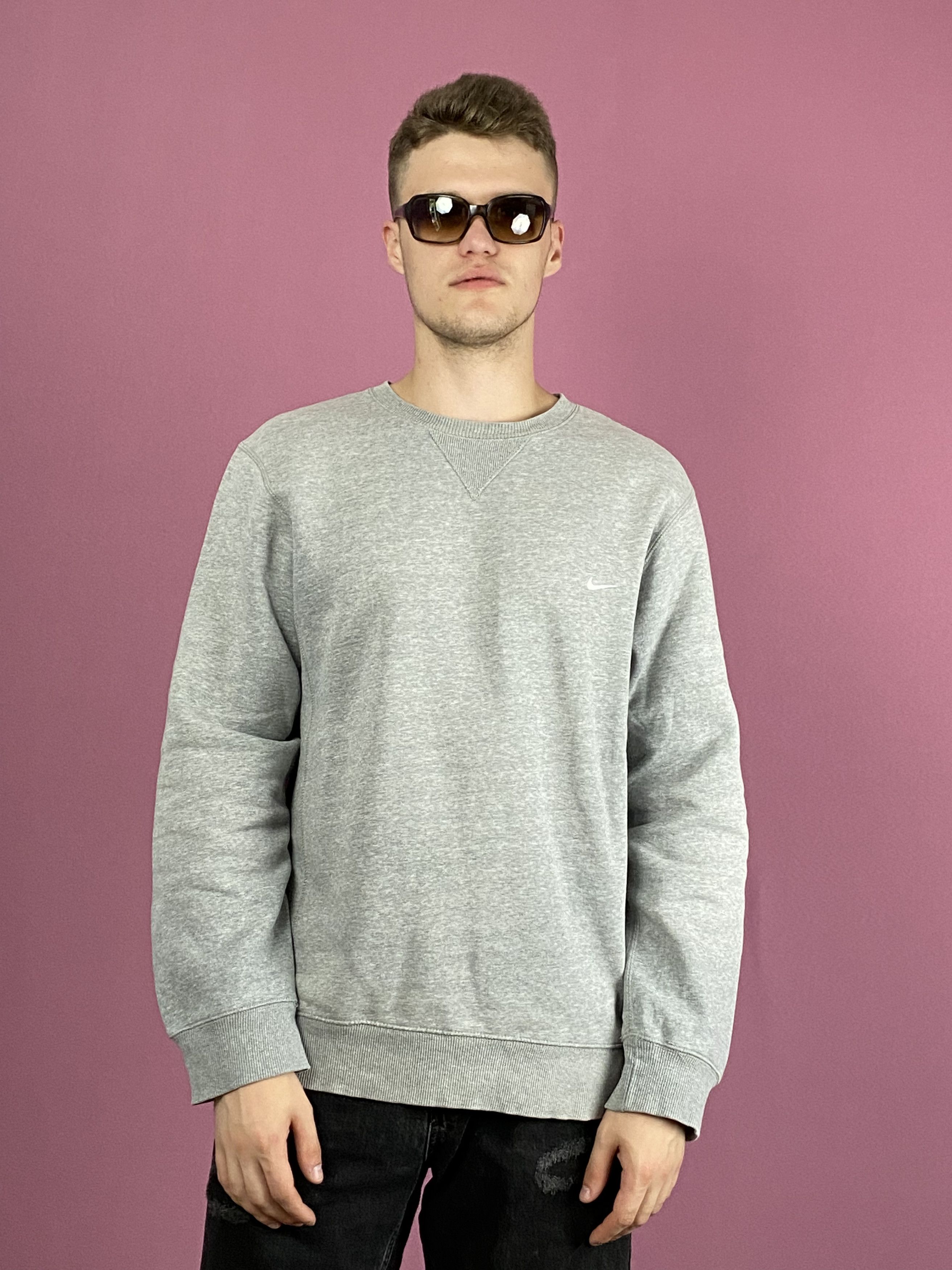 Nike × Vintage Nike Vintage Men's Sweatshirt - Size L Size US L / EU 52-54 / 3 - 1 Thumbnail