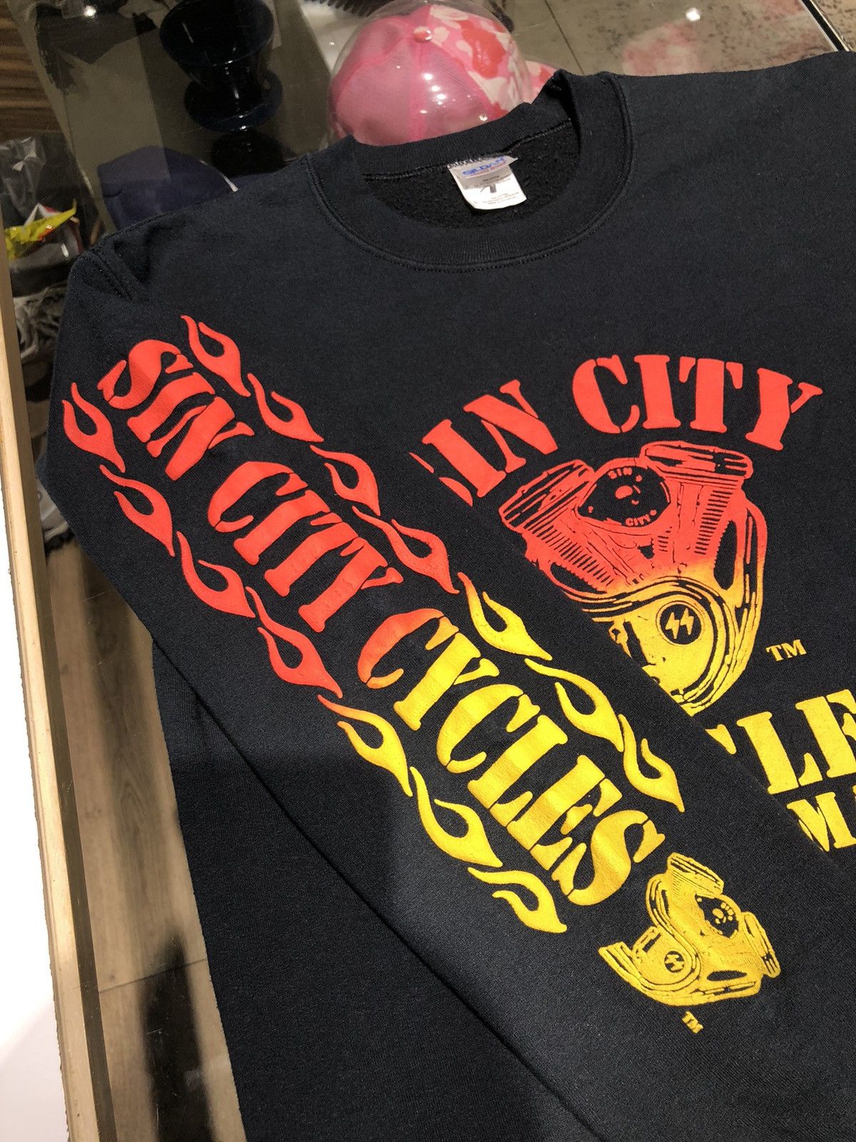 Gildan Y2K Sin City Cycles Lynn Massachusetts Size US M / EU 48-50 / 2 - 14 Thumbnail