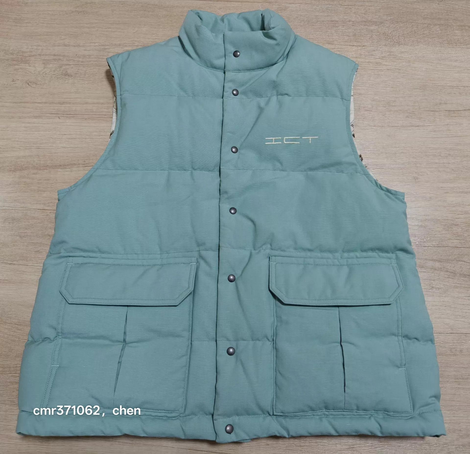 Visvim Green Puffer Vest with Front Pockets - Size S Size US S / EU 44-46 / 1 - 1 Thumbnail
