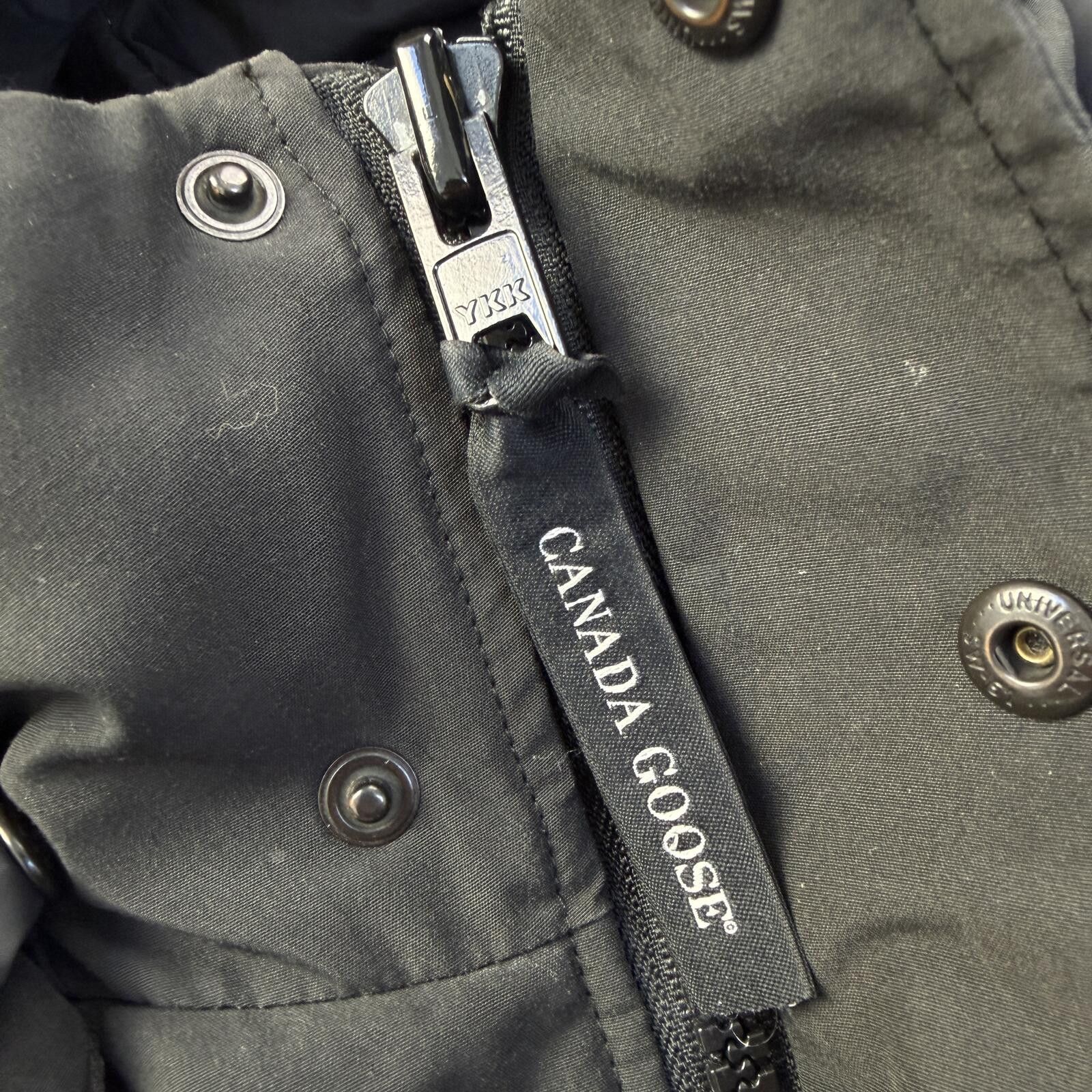 Canada Goose Canada Goose Wyndham Size XL Fusion Fits L Size US L / EU 52-54 / 3 - 4 Thumbnail